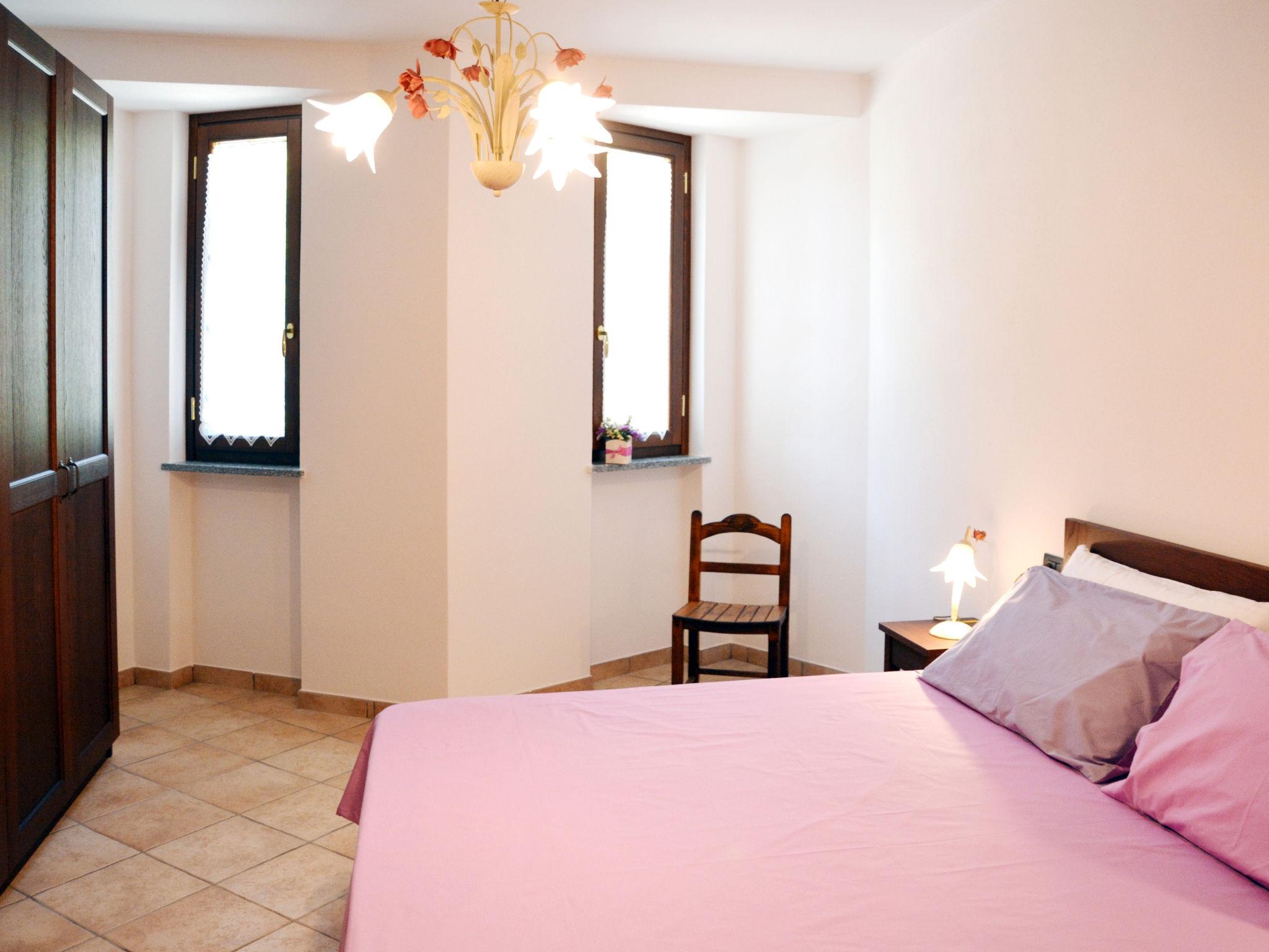 Foto 6 - Apartment mit 2 Schlafzimmern in Savona mit garten