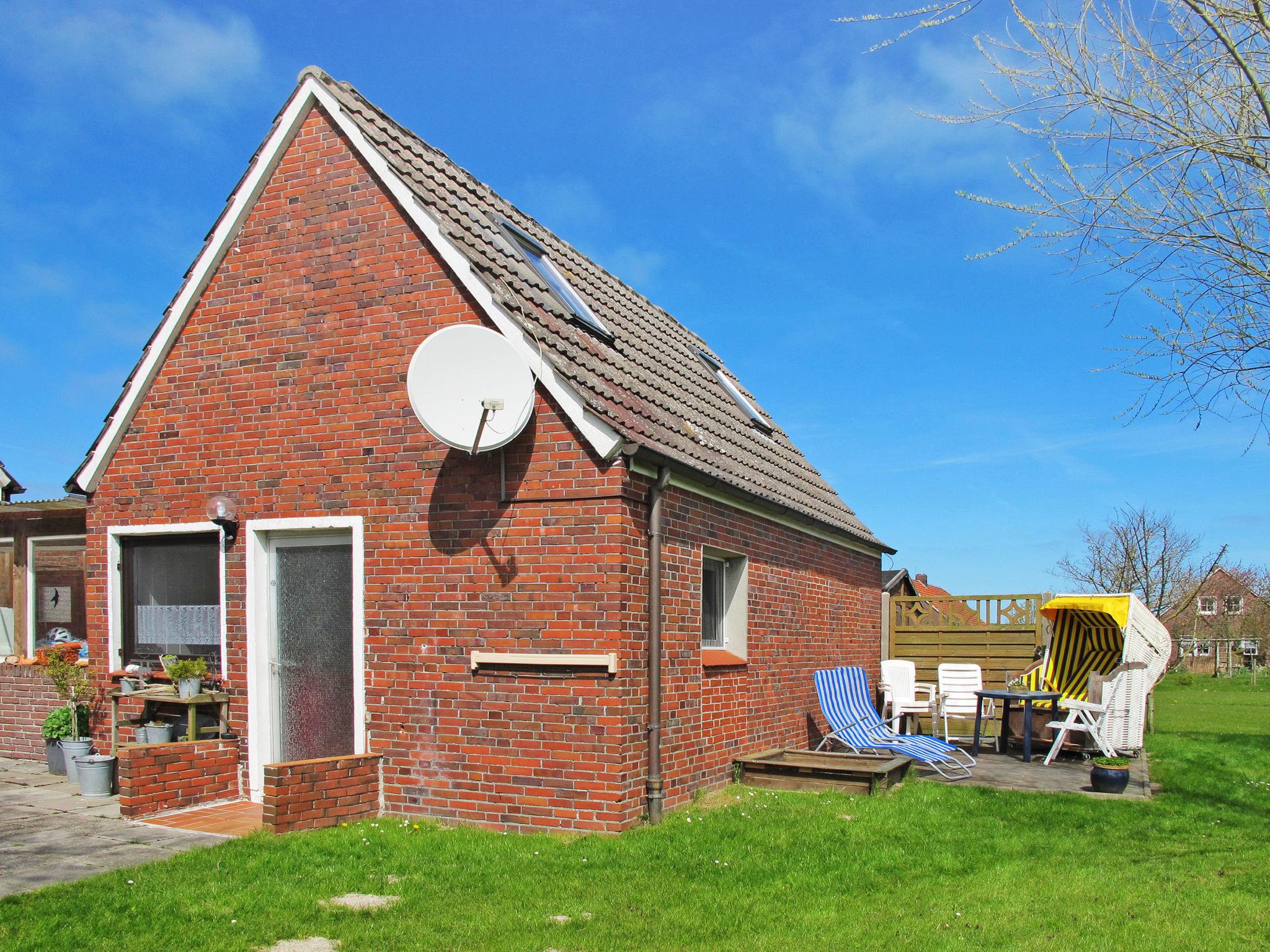 Foto 1 - Casa de 2 habitaciones en Wangerland con jardín y vistas al mar