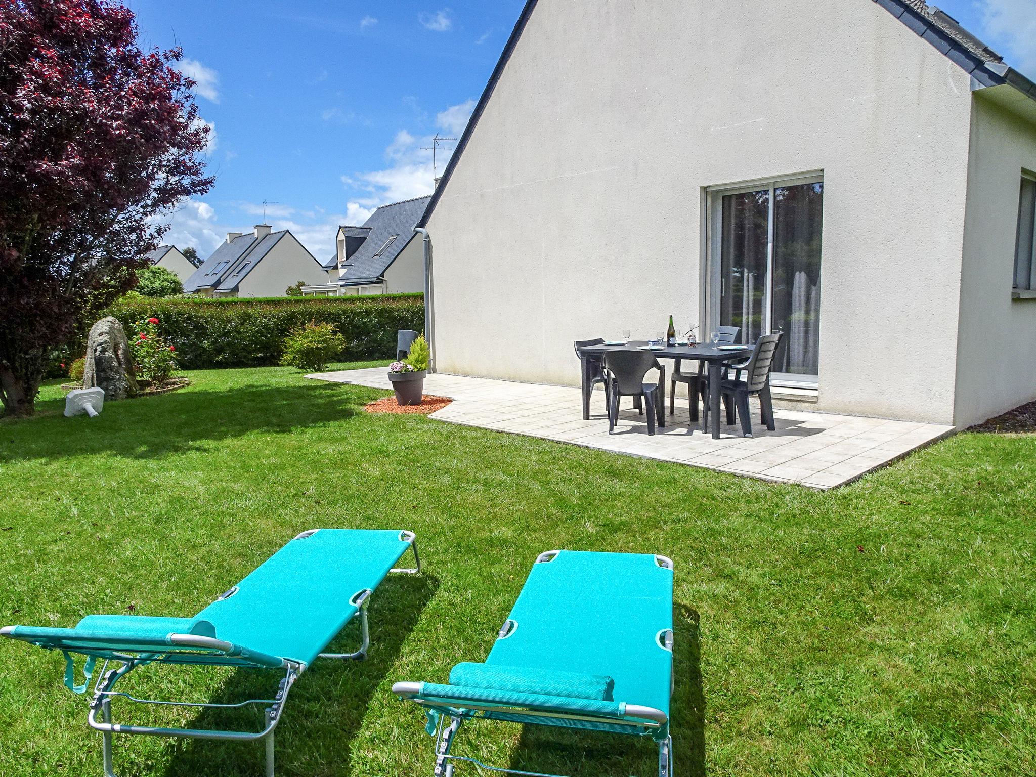 Photo 18 - 2 bedroom House in Trégunc with garden and sea view