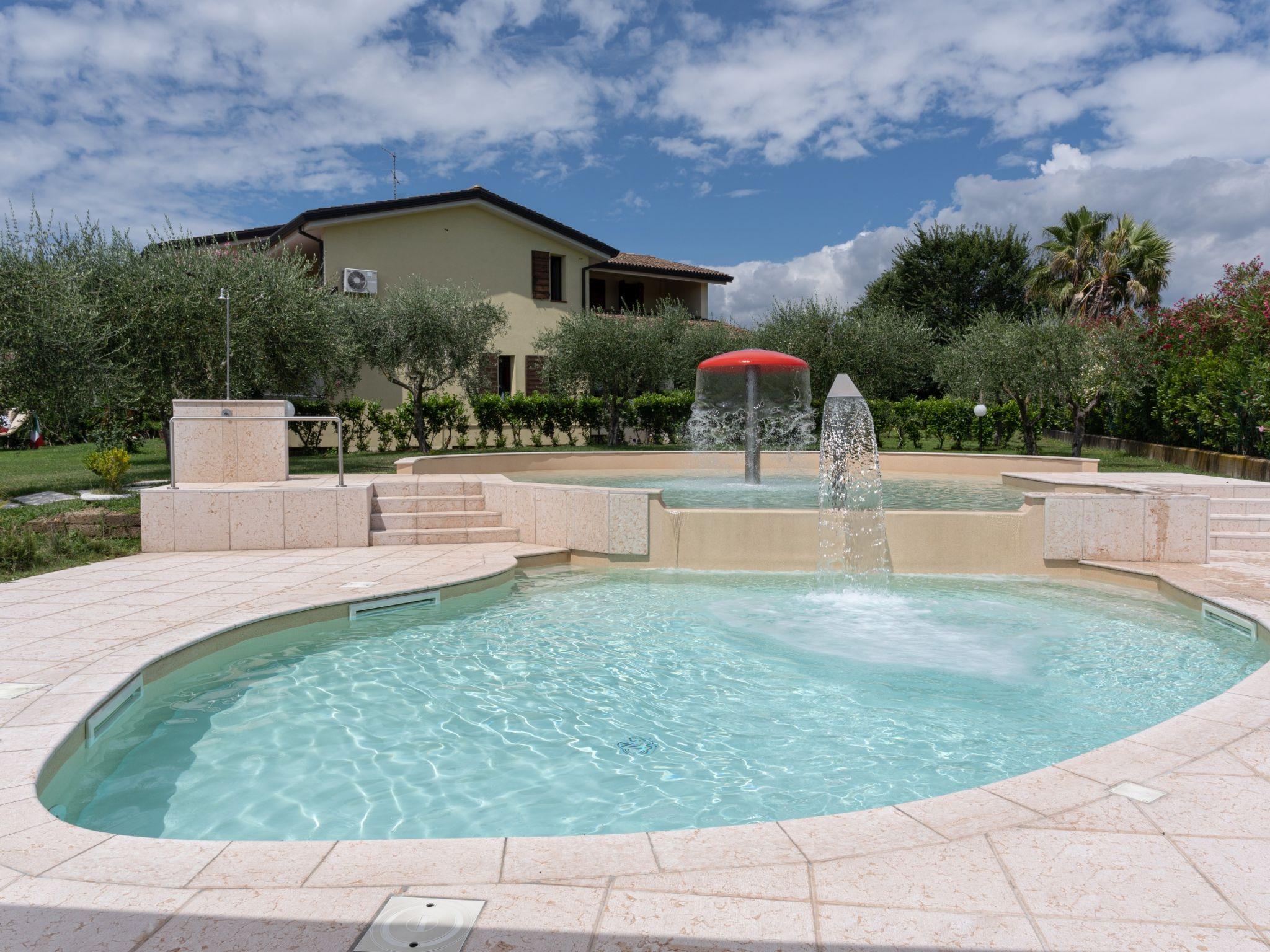 Photo 17 - Appartement de 2 chambres à Moniga del Garda avec piscine et jardin