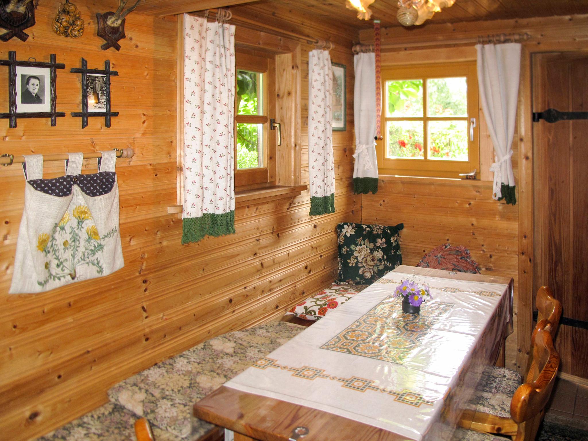 Foto 7 - Casa de 1 habitación en Treffen am Ossiacher See con jardín y vistas a la montaña
