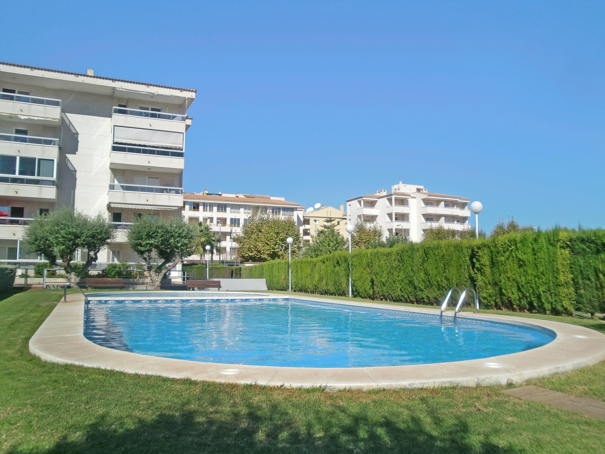 Foto 1 - Apartamento de 2 habitaciones en l'Alfàs del Pi con piscina y vistas al mar