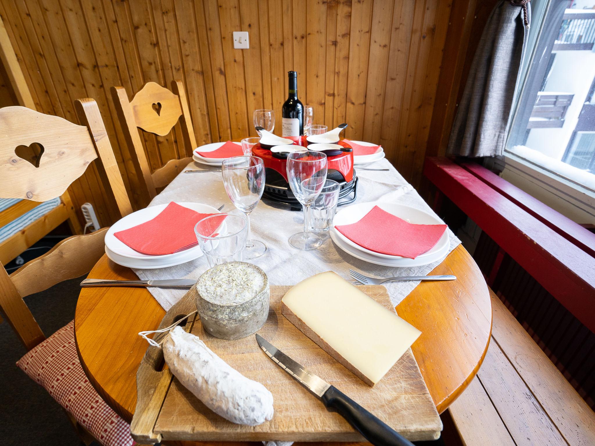 Photo 3 - Apartment in Tignes with mountain view