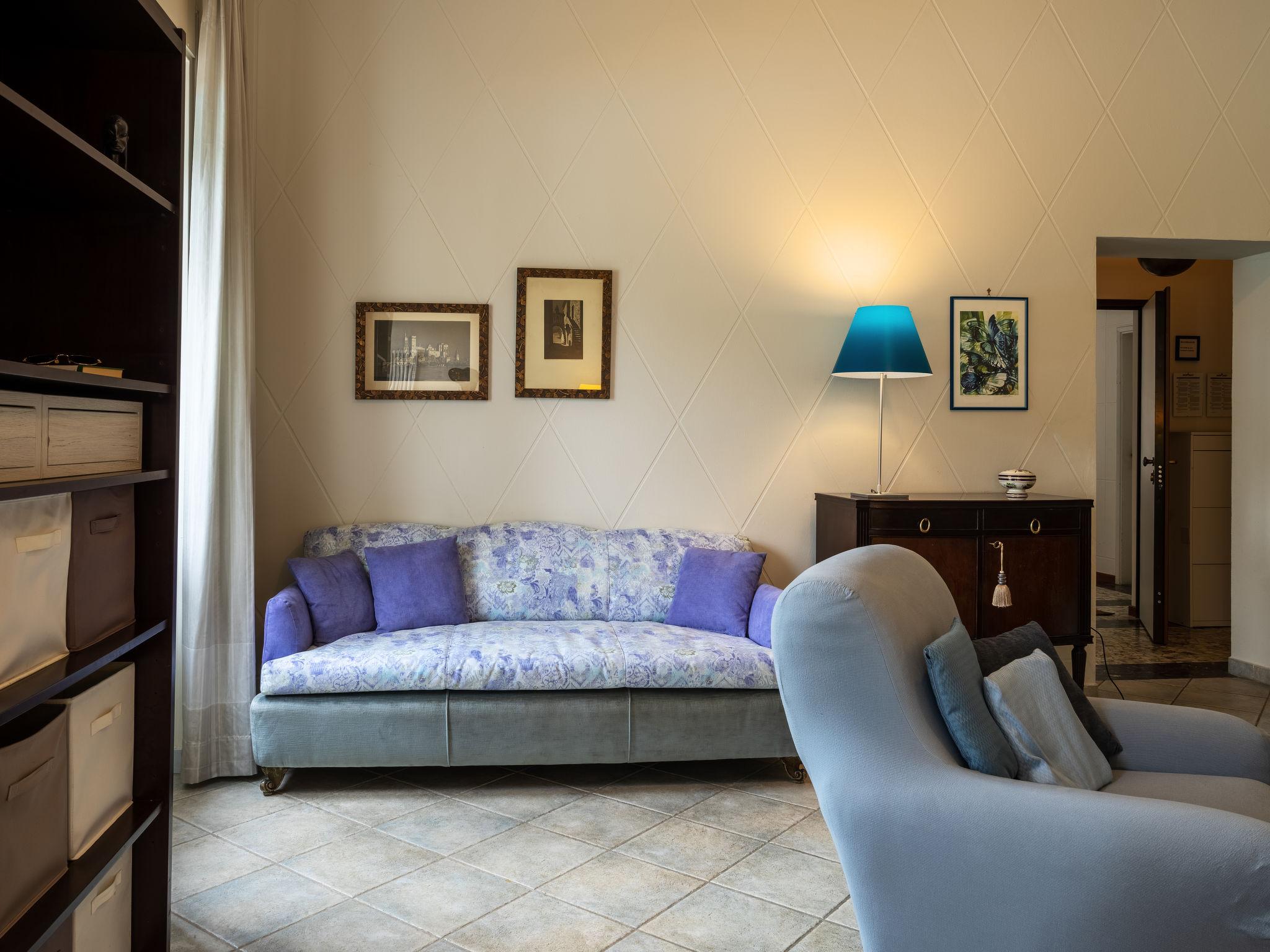 Foto 5 - Apartamento de 2 quartos em Luino com piscina e jardim