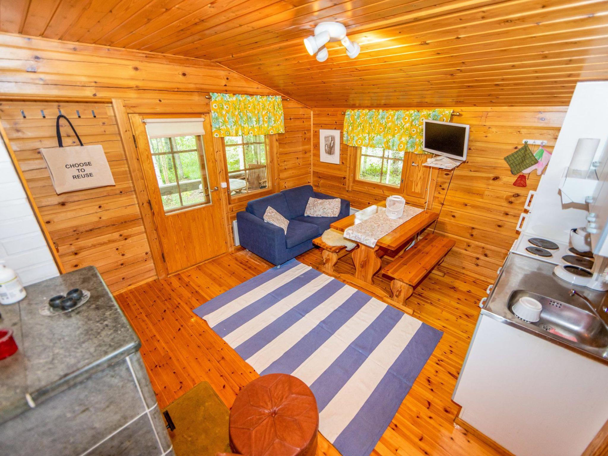 Foto 22 - Casa de 2 quartos em Kaavi com sauna