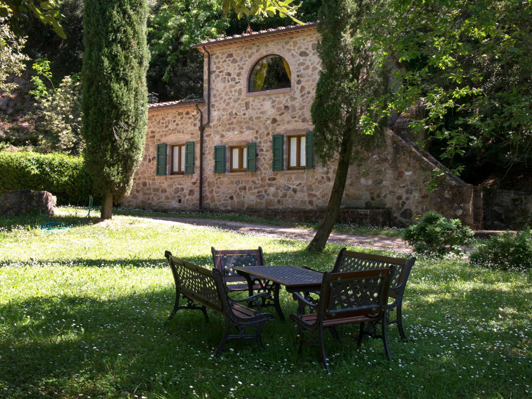 Photo 13 - Maison de 2 chambres à Roccastrada avec piscine et jardin