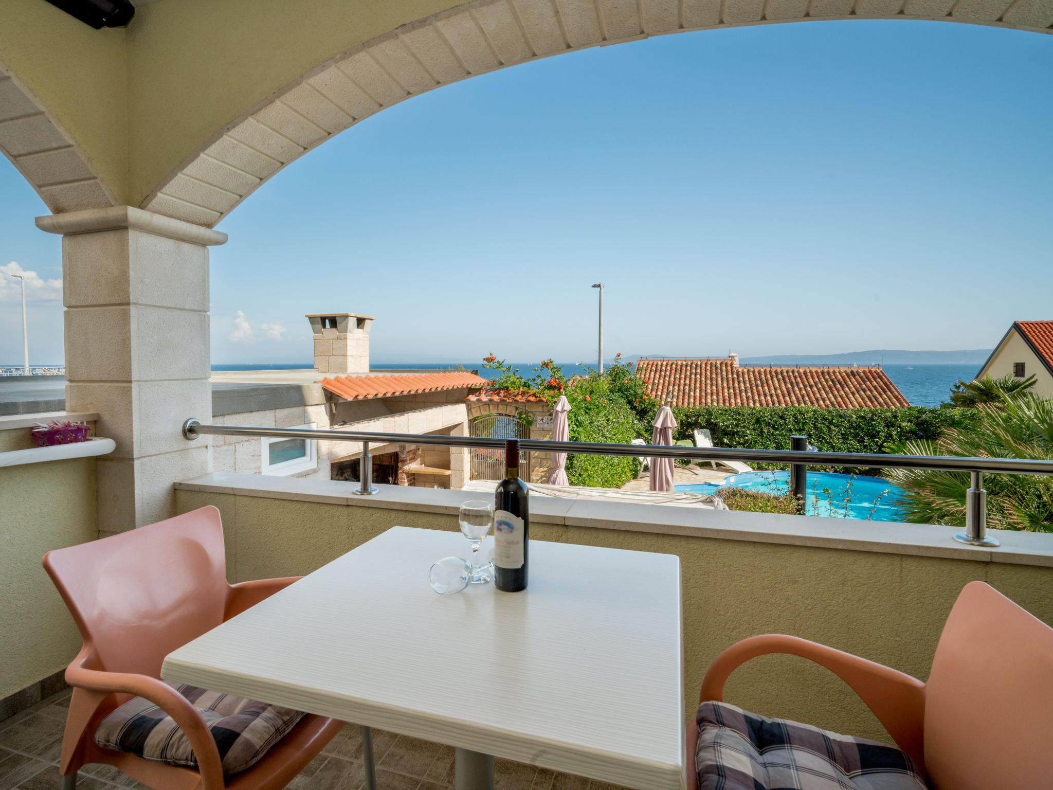 Photo 5 - Appartement en Okrug avec piscine et jardin