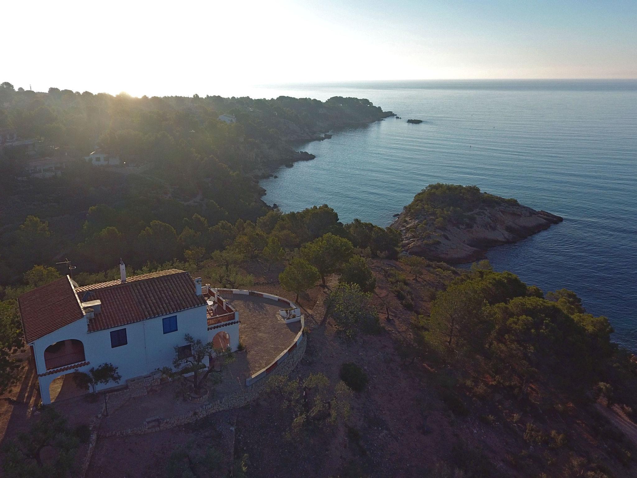 Photo 30 - Maison de 6 chambres à l'Ametlla de Mar avec terrasse et vues à la mer