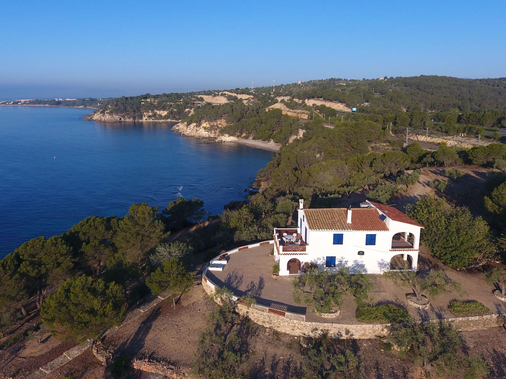 Foto 1 - Casa de 6 habitaciones en l'Ametlla de Mar con terraza y vistas al mar