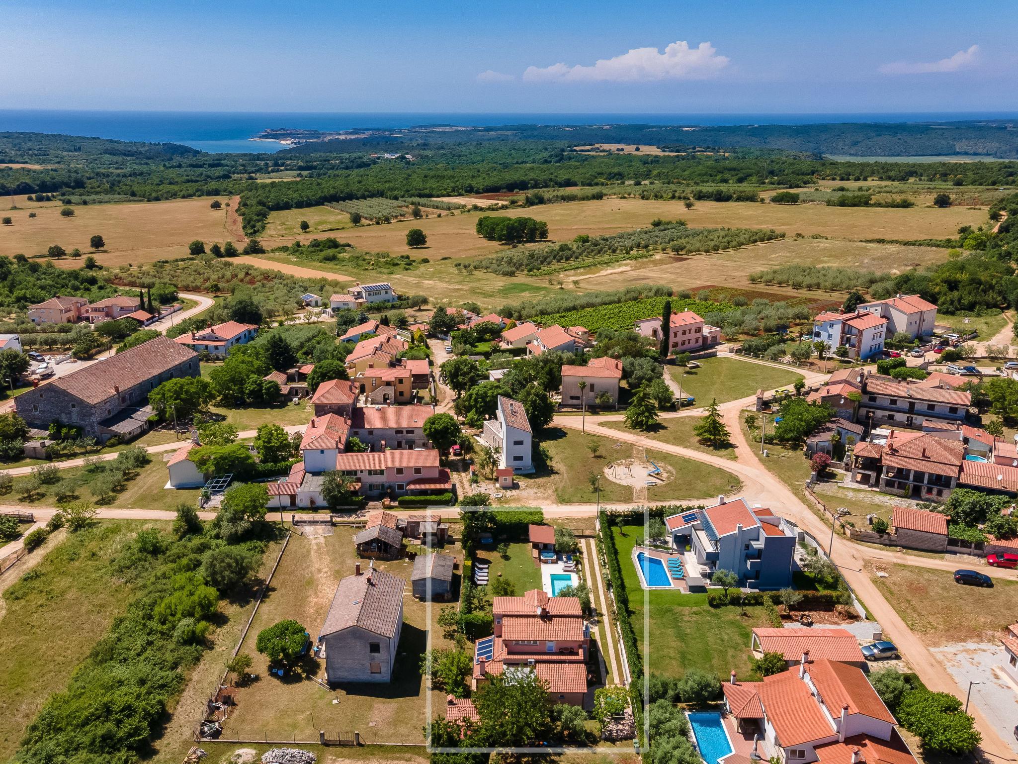 Foto 41 - Casa de 5 quartos em Kaštelir-Labinci com piscina privada e vistas do mar