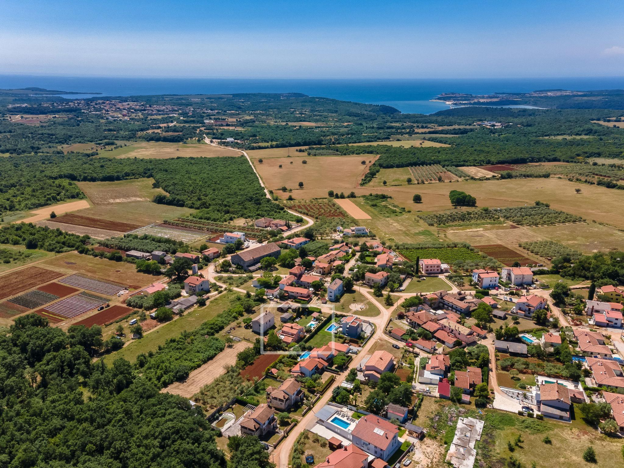 Foto 40 - Casa con 5 camere da letto a Kaštelir-Labinci con piscina privata e vista mare