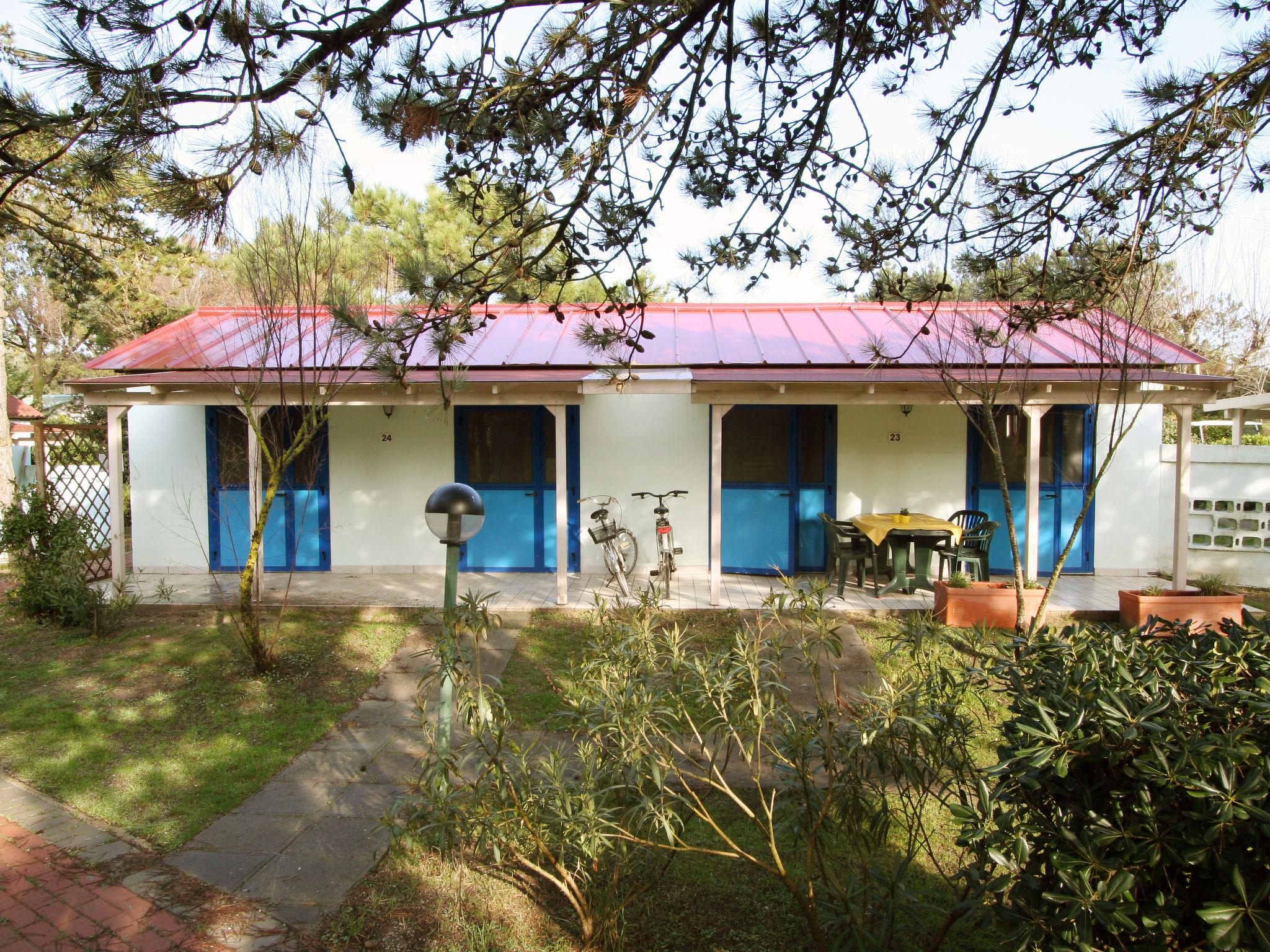 Photo 1 - Maison de 1 chambre à Rosolina avec piscine et jardin