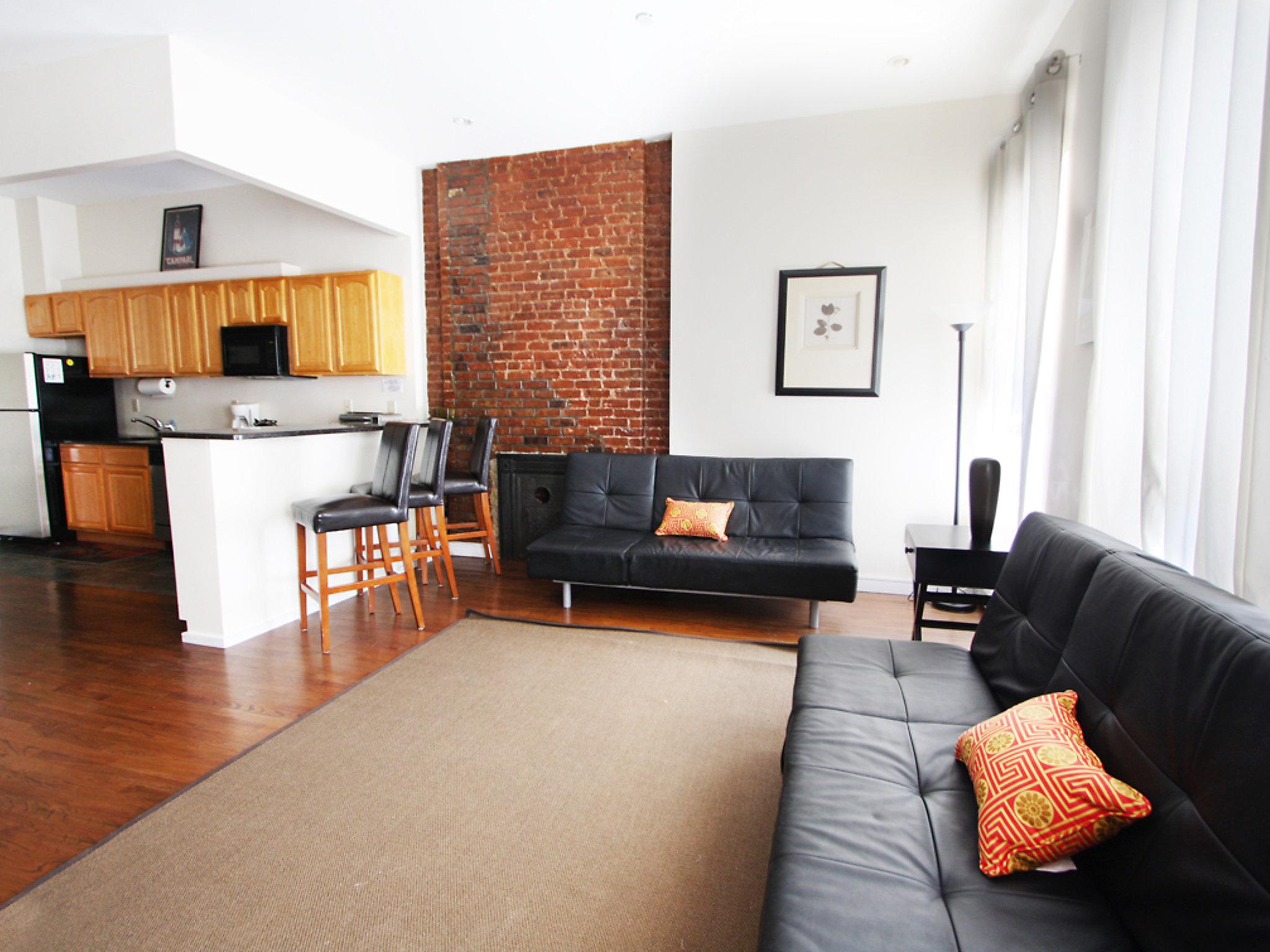 Photo 8 - 2 bedroom Apartment in New York