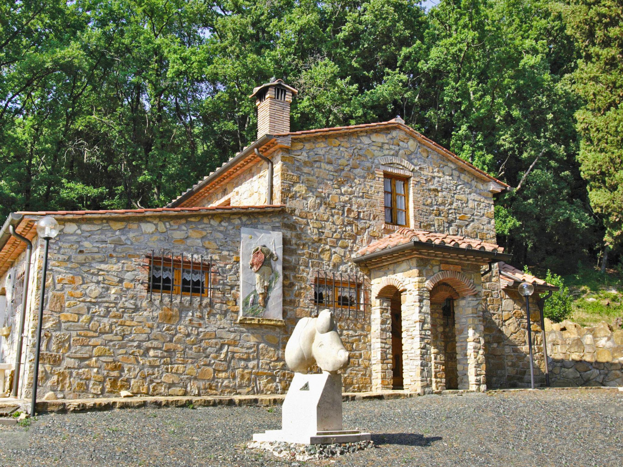 Foto 2 - Casa de 3 quartos em Monteverdi Marittimo com piscina e vistas do mar