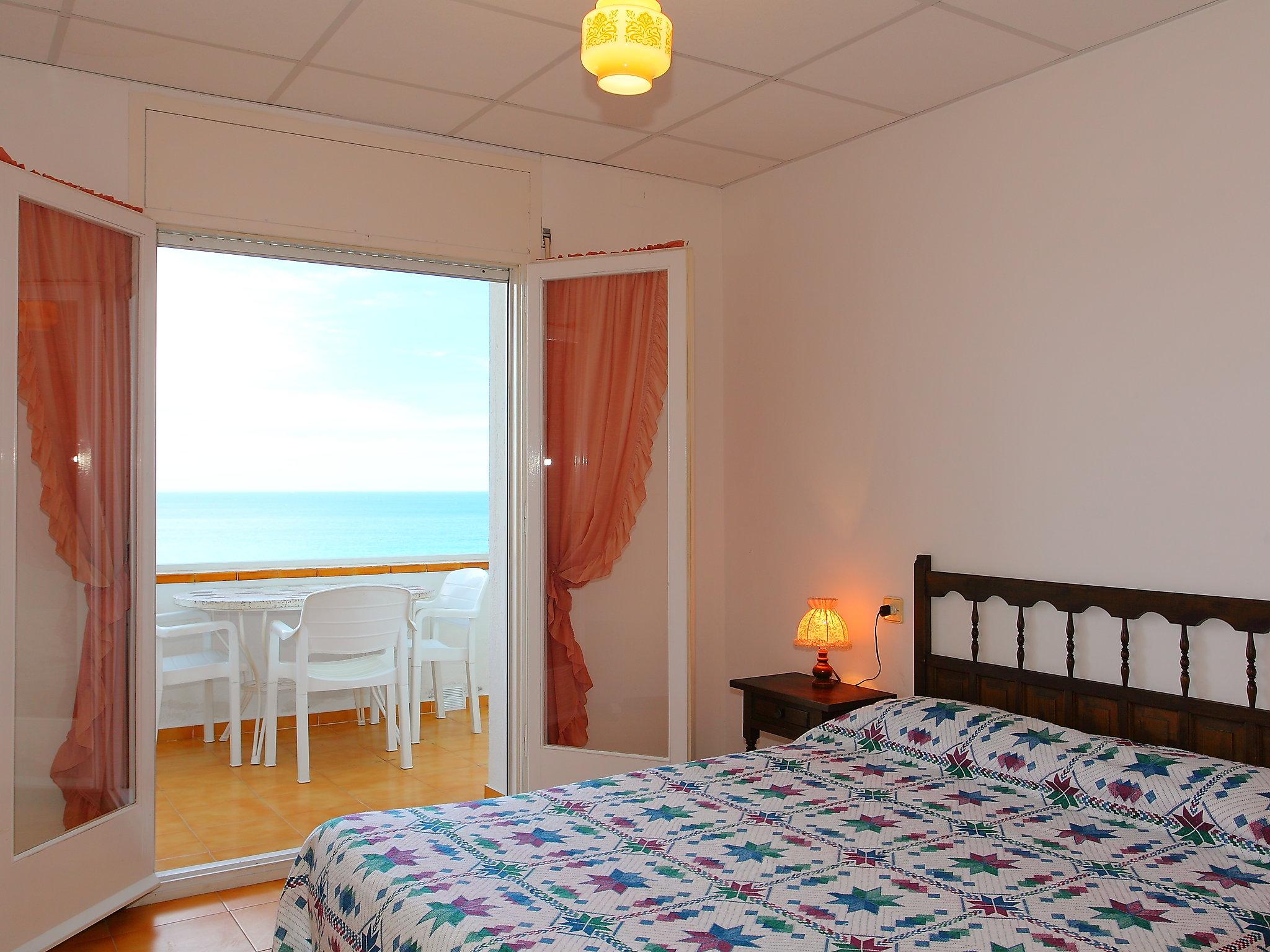 Foto 8 - Appartamento con 2 camere da letto a Llançà con terrazza e vista mare