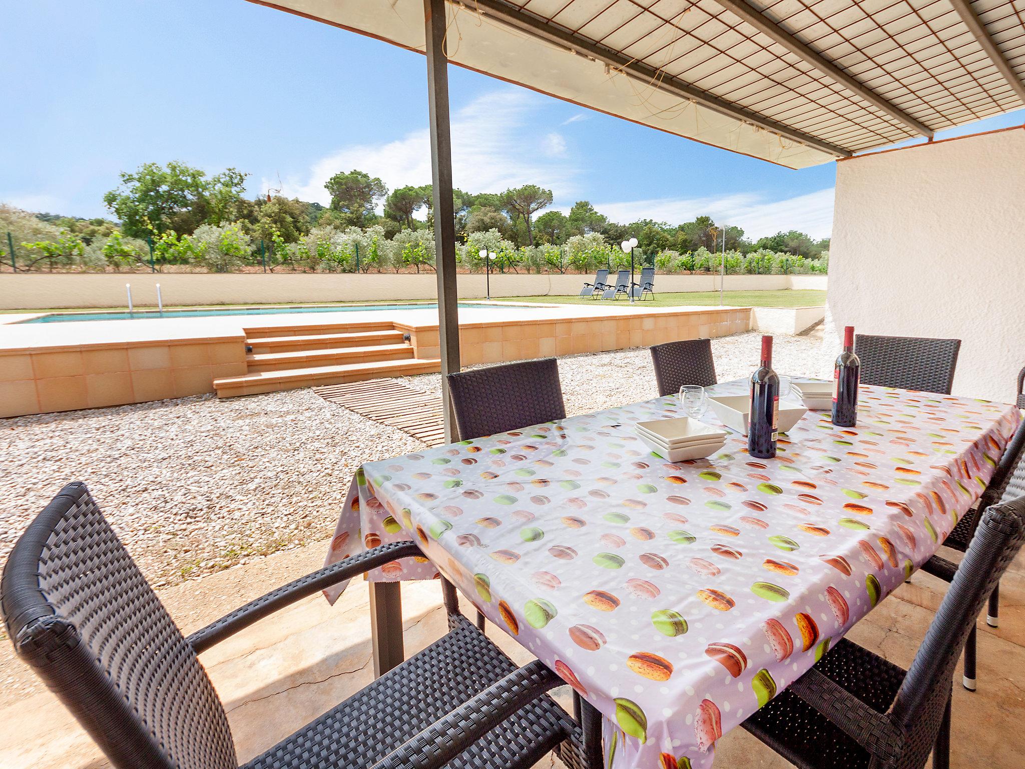 Foto 15 - Casa con 4 camere da letto a Forallac con piscina privata e giardino