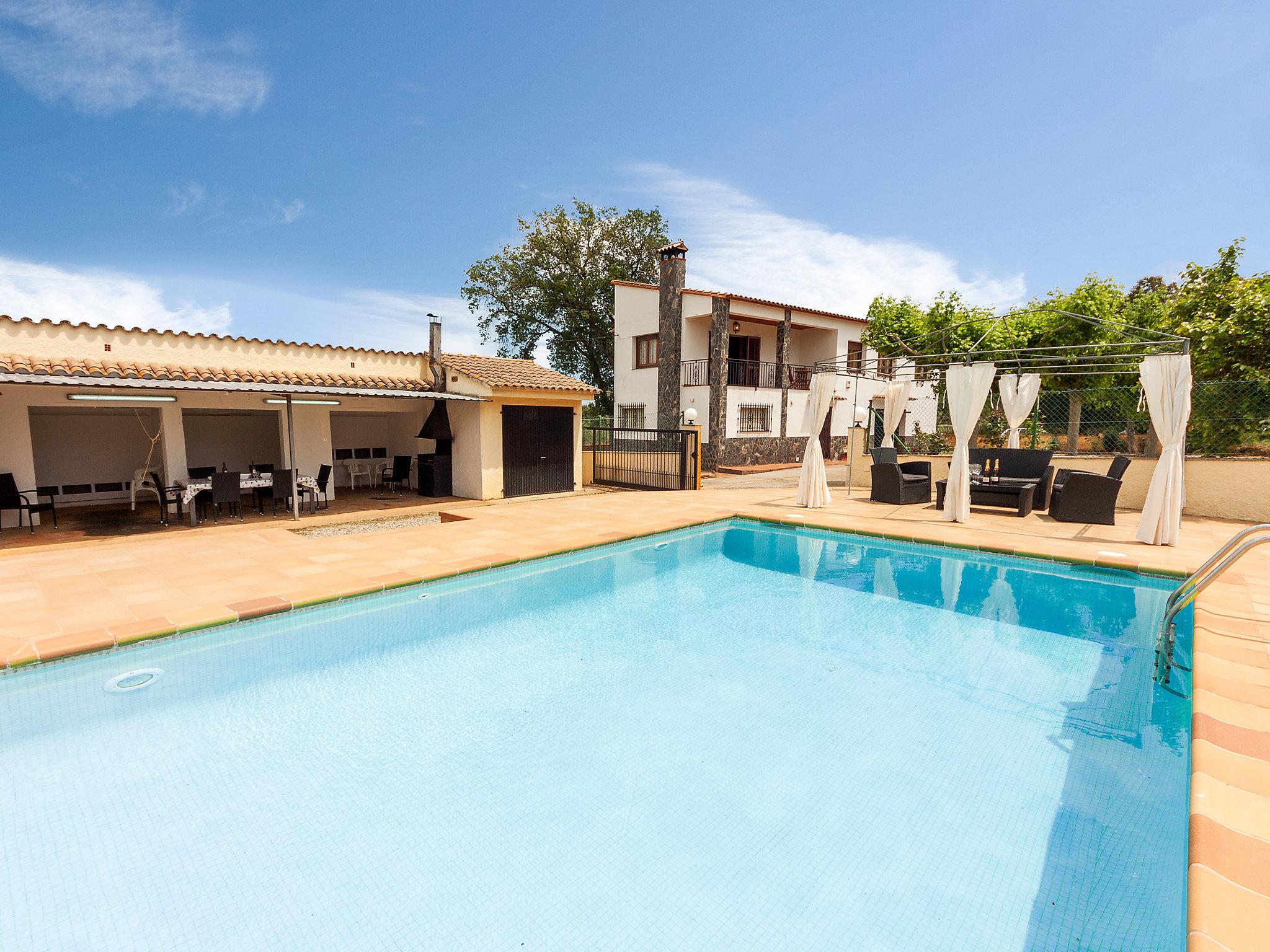 Foto 14 - Casa de 4 habitaciones en Forallac con piscina privada y jardín