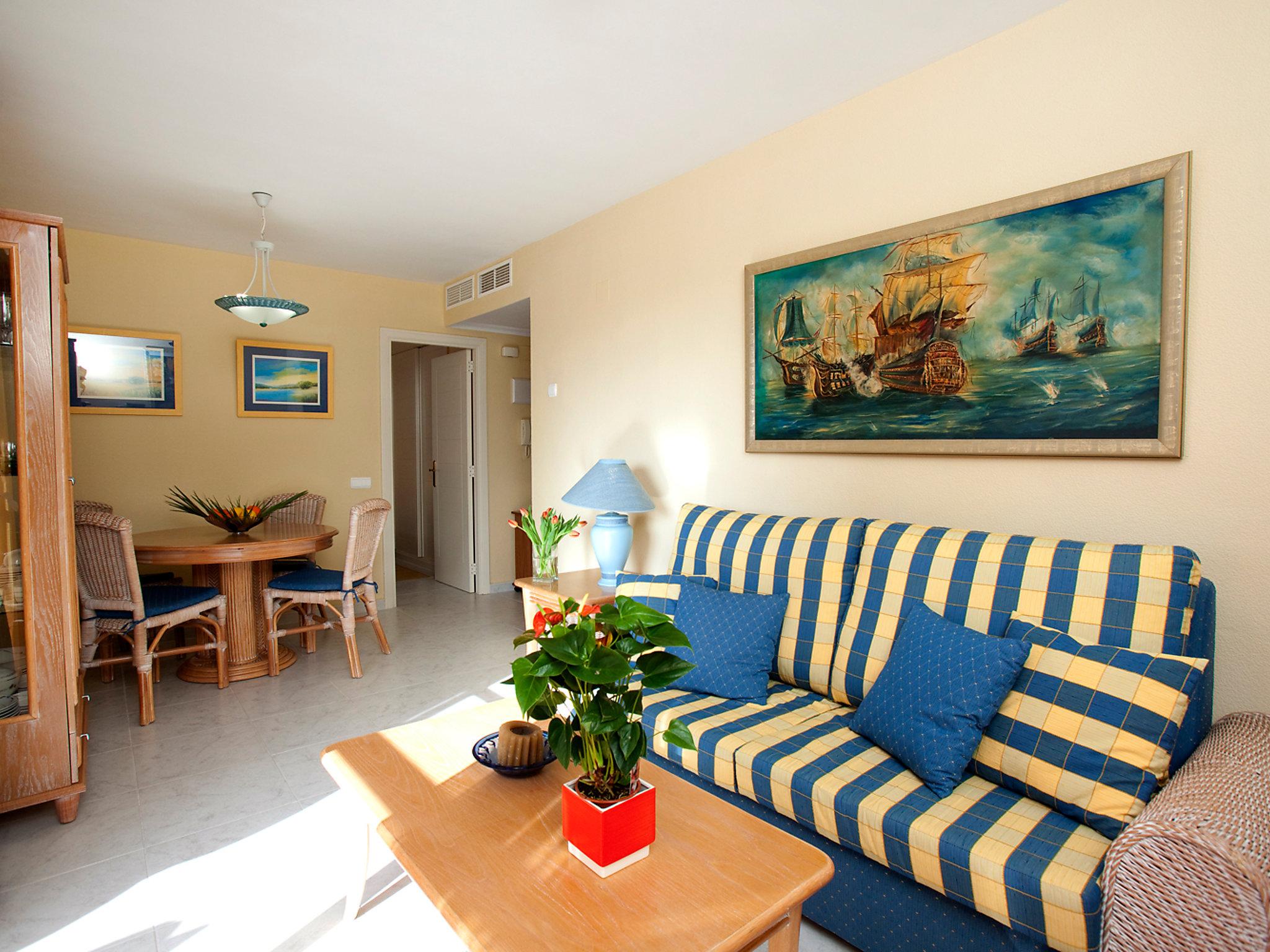 Foto 6 - Apartamento de 1 quarto em Calp com piscina e vistas do mar