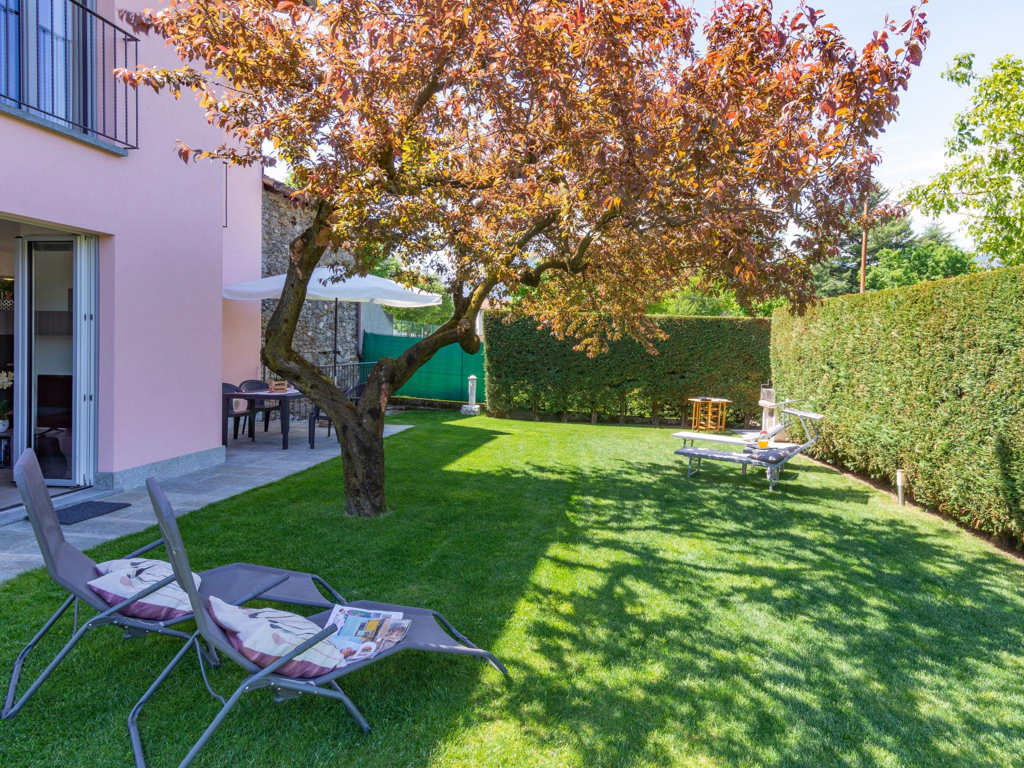 Photo 2 - Maison de 2 chambres à Colico avec jardin et vues sur la montagne