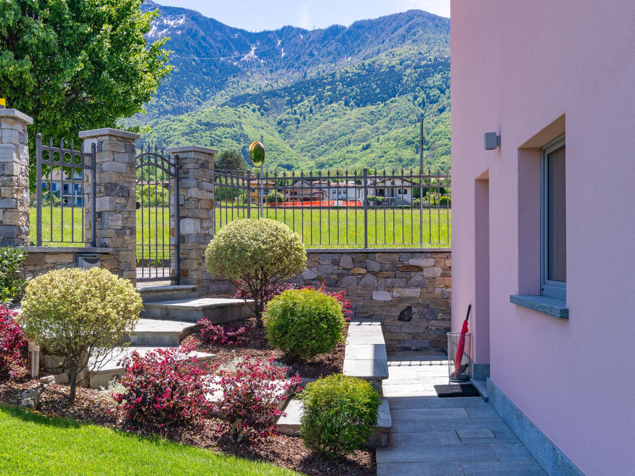 Photo 24 - Maison de 2 chambres à Colico avec jardin et terrasse