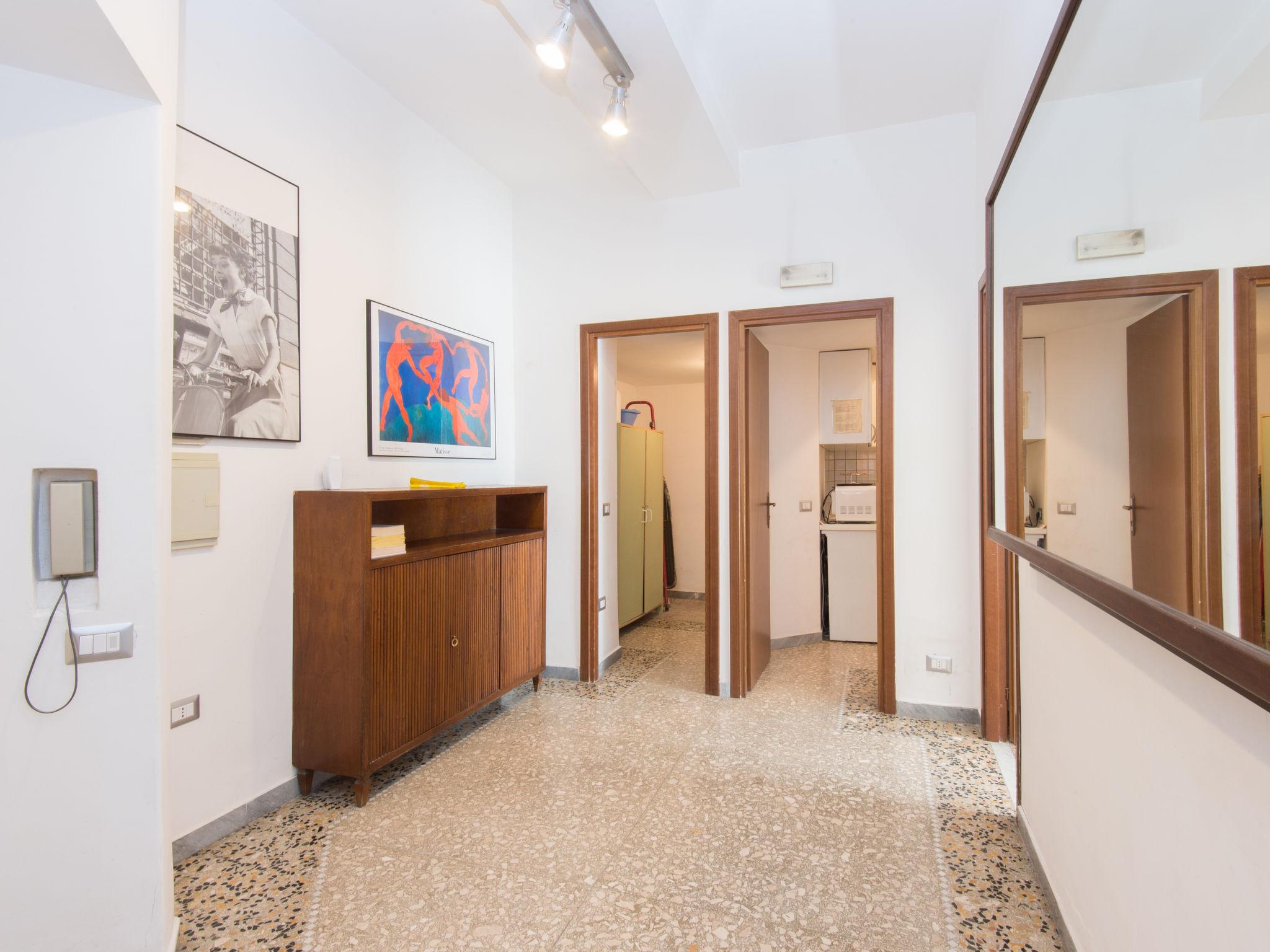 Foto 4 - Apartamento de 2 quartos em Roma