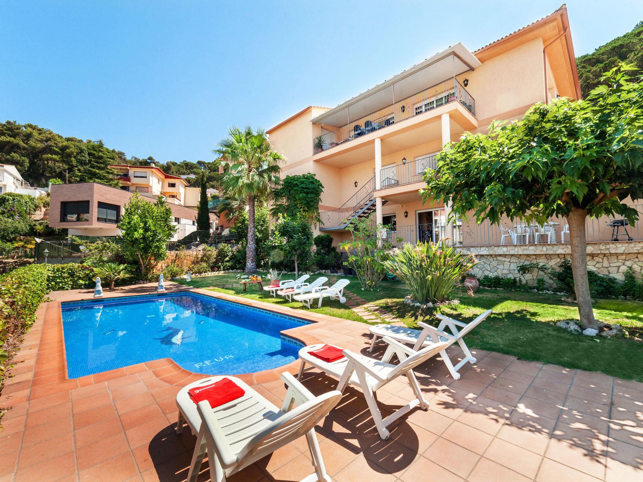 Photo 19 - 7 bedroom House in Lloret de Mar with private pool and garden