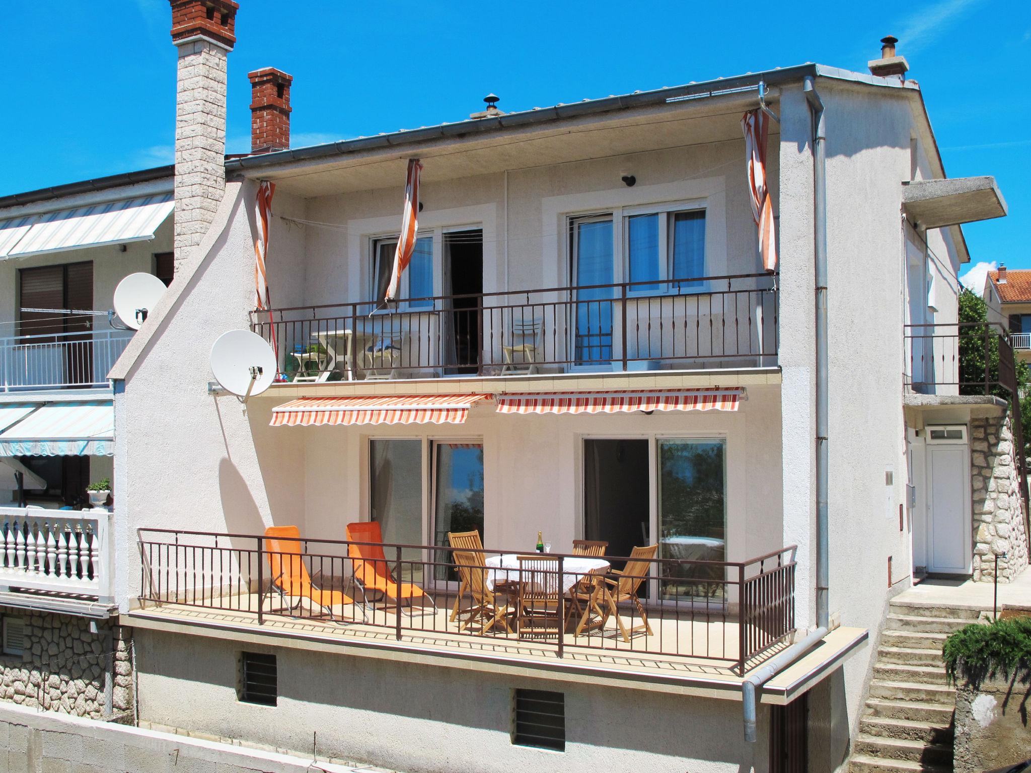 Photo 13 - 2 bedroom Apartment in Novi Vinodolski with terrace and sea view
