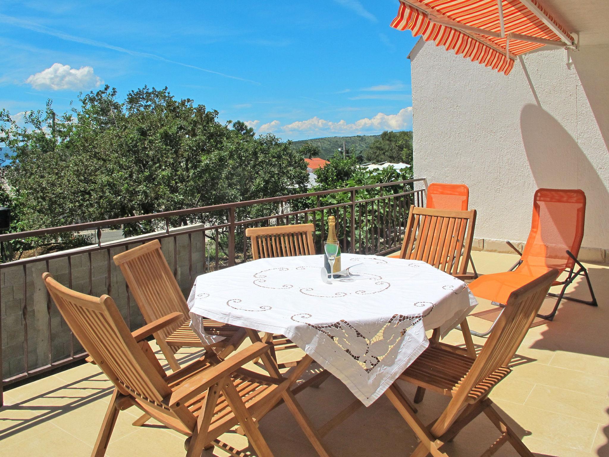 Photo 1 - 2 bedroom Apartment in Novi Vinodolski with terrace and sea view