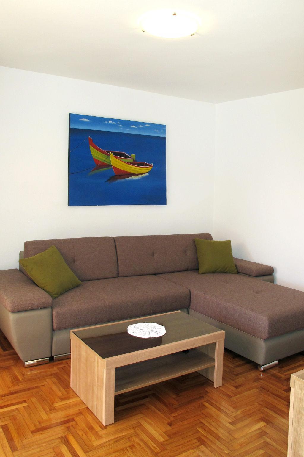 Photo 11 - 2 bedroom Apartment in Novi Vinodolski with terrace and sea view