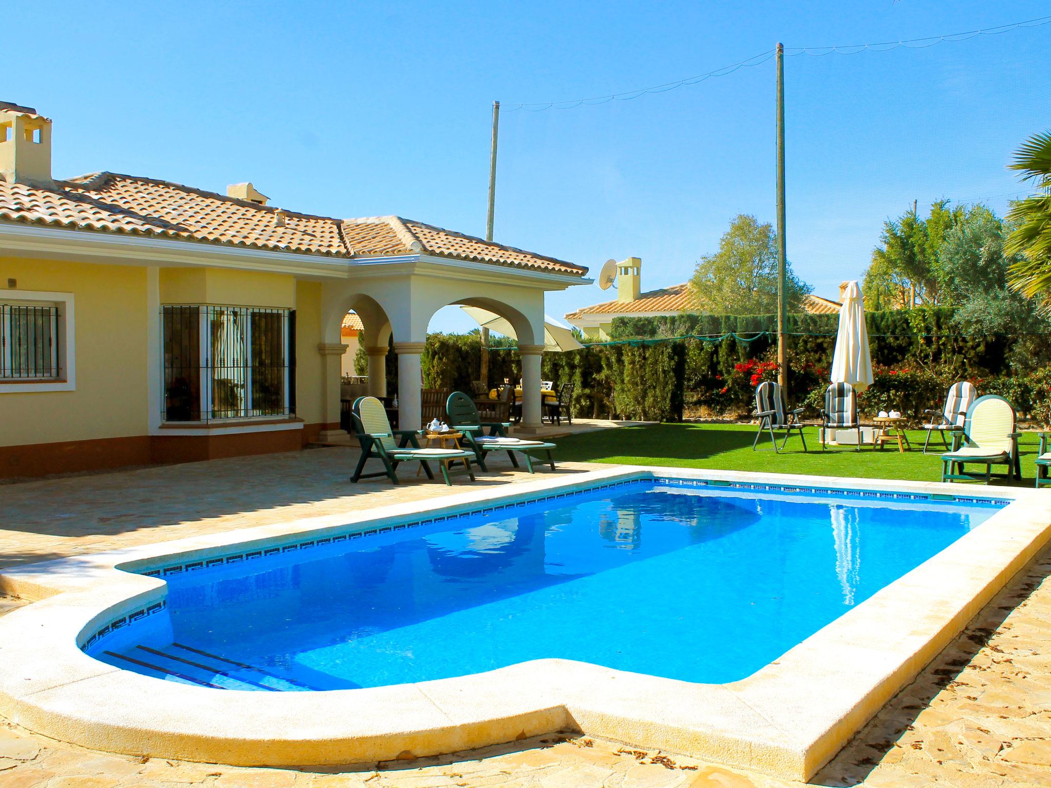Foto 1 - Casa con 3 camere da letto a Mutxamel con piscina privata e vista mare