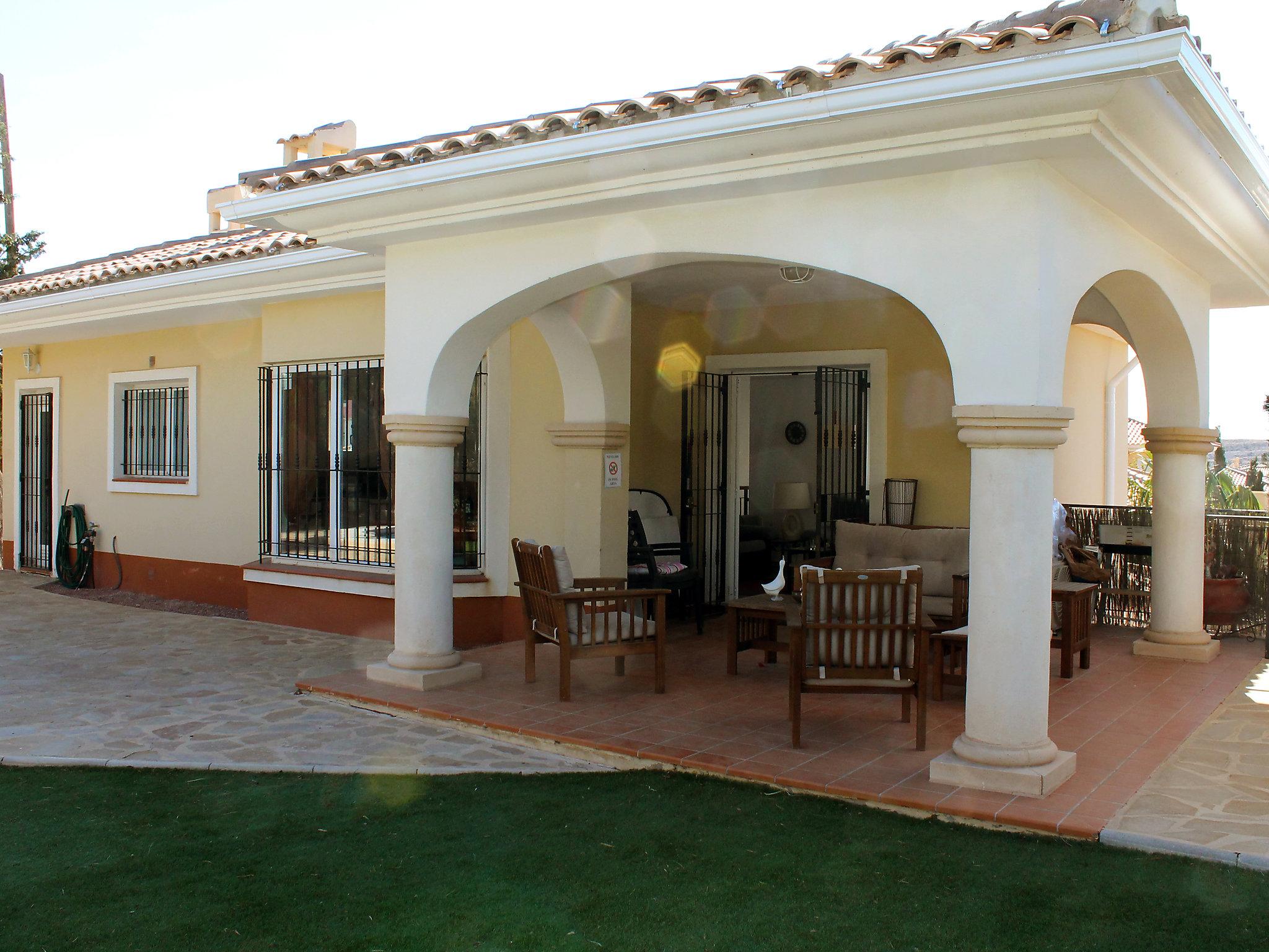 Photo 13 - 3 bedroom House in Mutxamel with private pool and garden