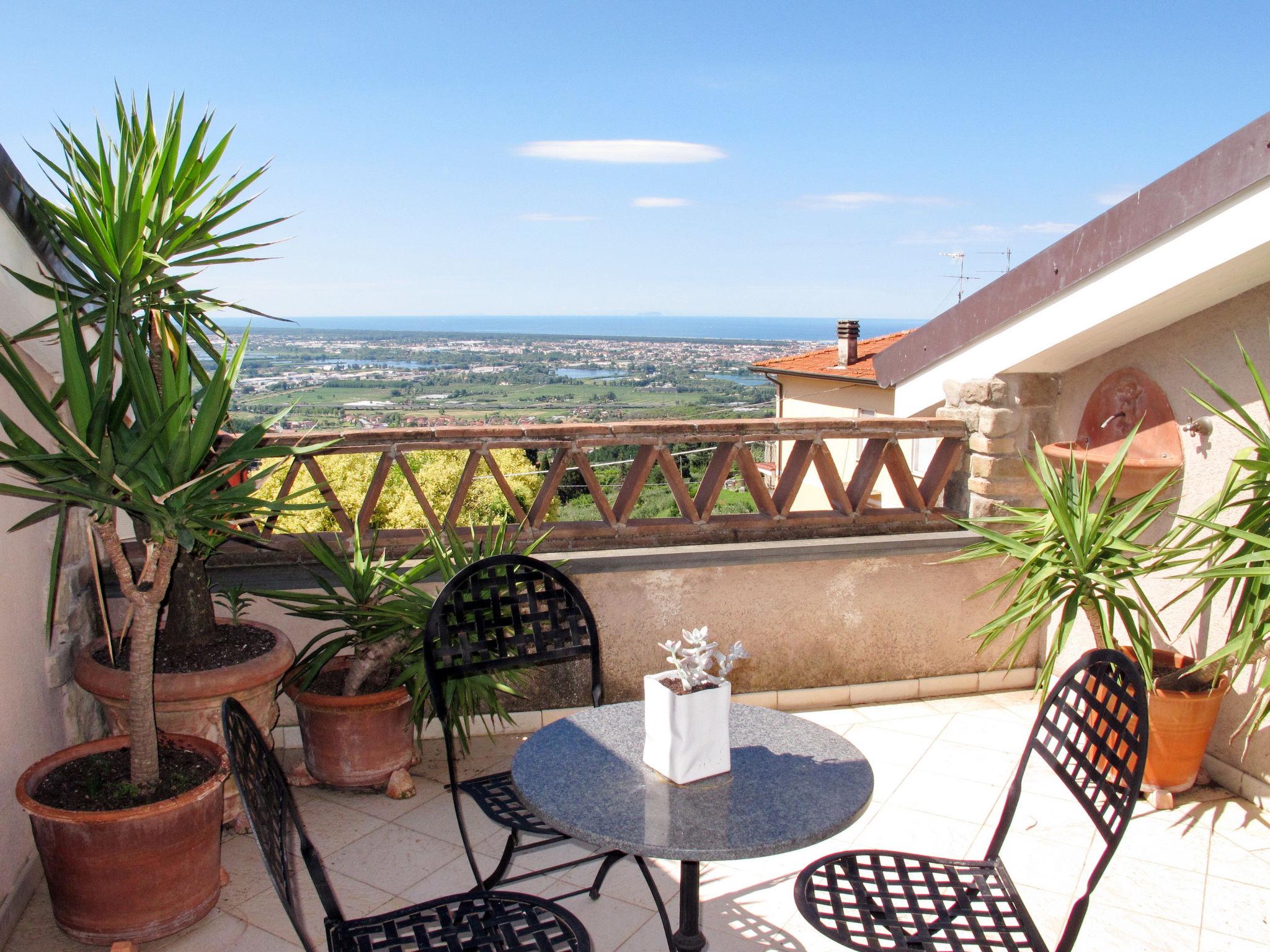 Photo 5 - Maison de 5 chambres à Massarosa avec piscine privée et jardin