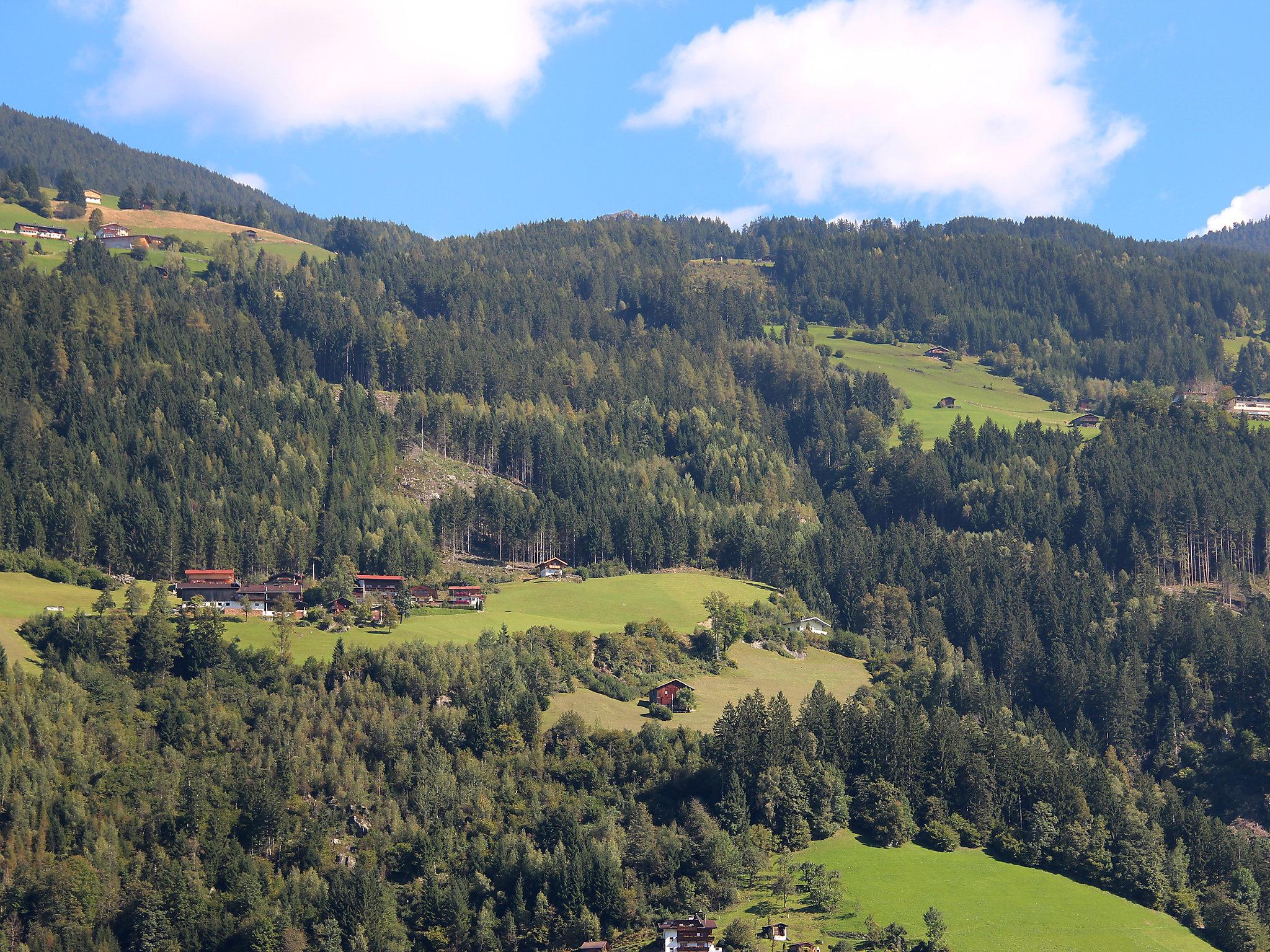 Foto 27 - Apartamento de 1 quarto em Aschau im Zillertal com terraço e vista para a montanha