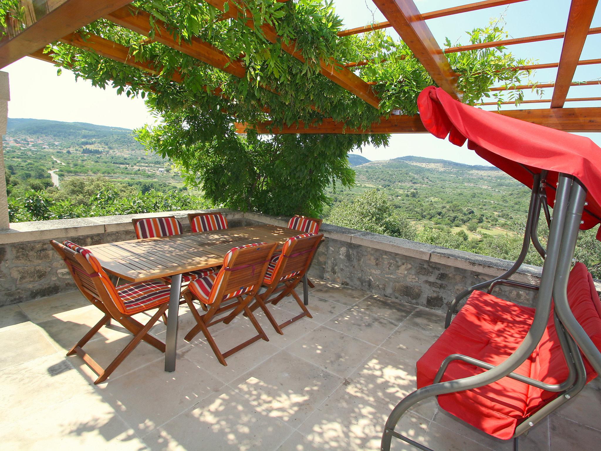 Foto 6 - Casa de 2 habitaciones en Nerežišća con piscina privada y vistas al mar