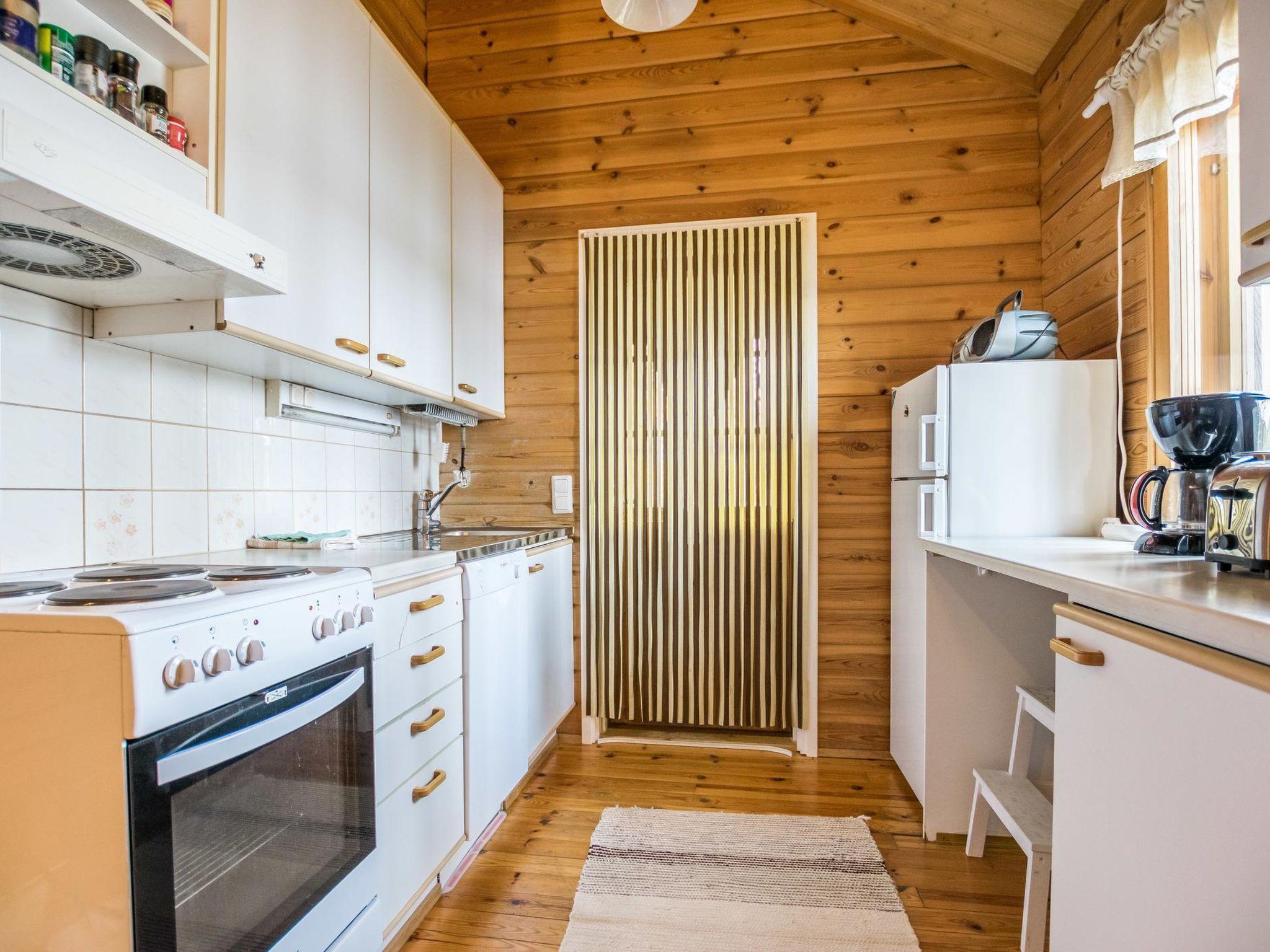 Foto 10 - Casa de 2 quartos em Petäjävesi com sauna