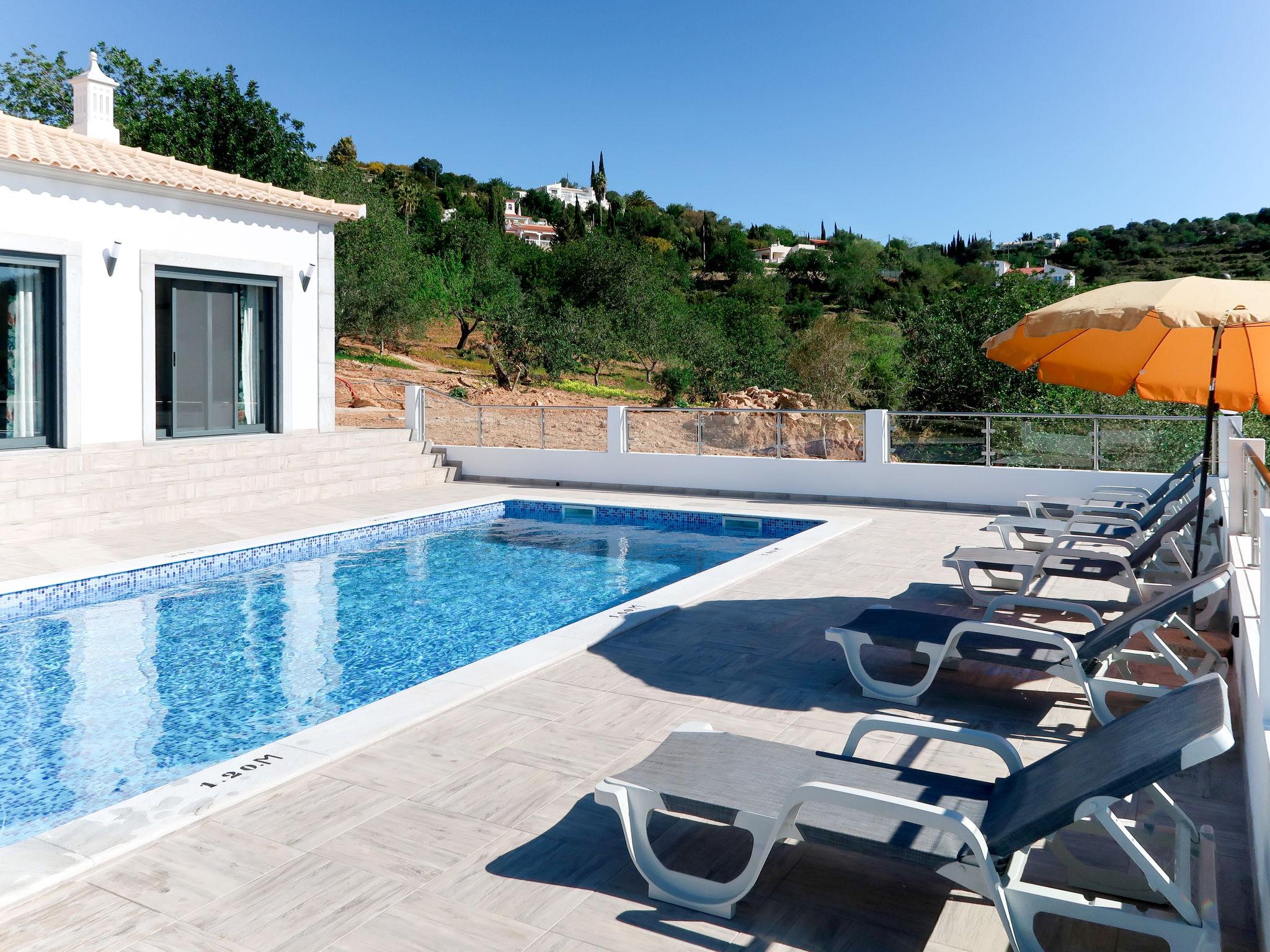 Foto 26 - Casa de 3 quartos em Faro com piscina privada e terraço