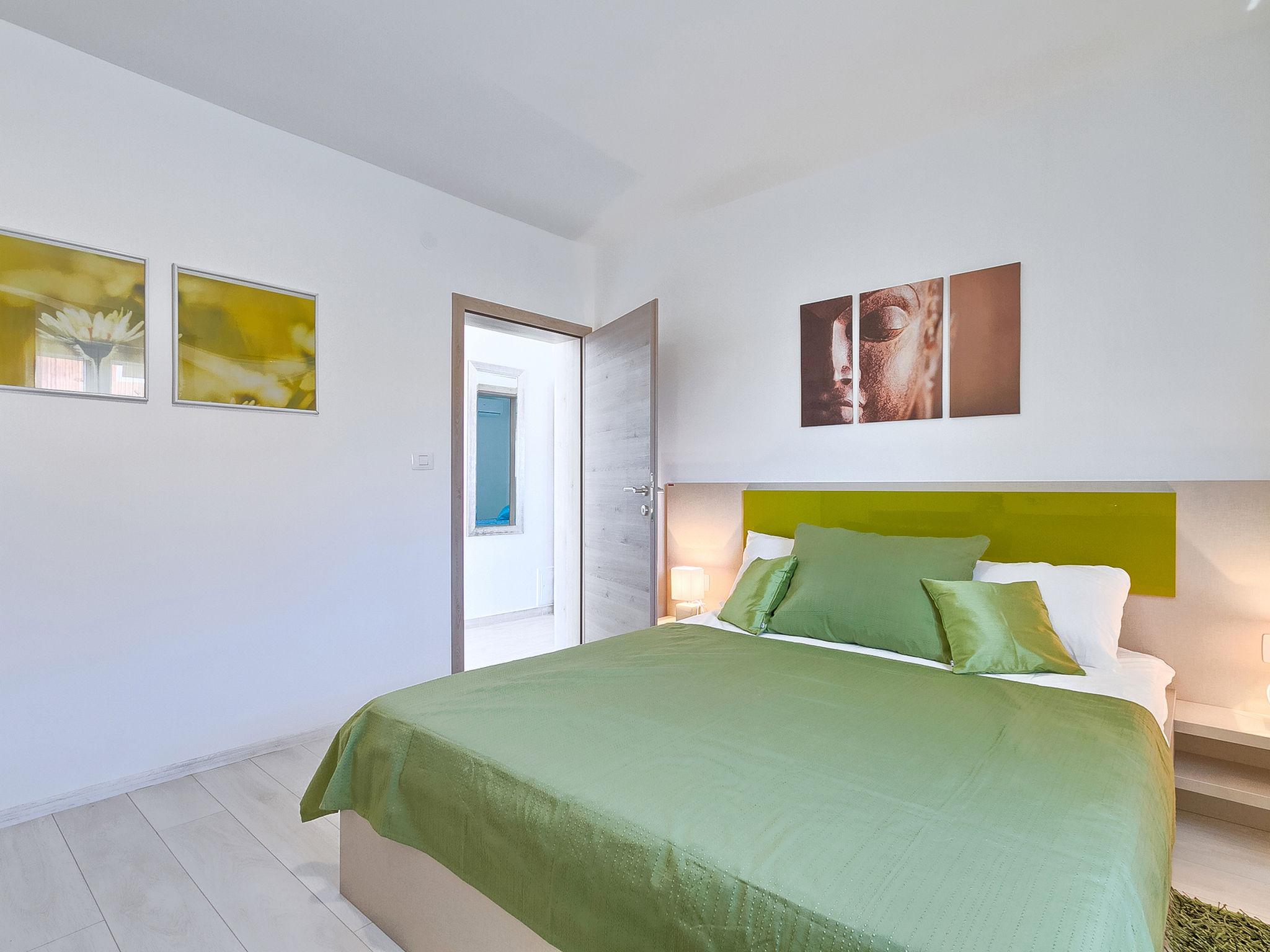 Photo 10 - Appartement de 2 chambres à Marčana avec piscine privée et vues à la mer