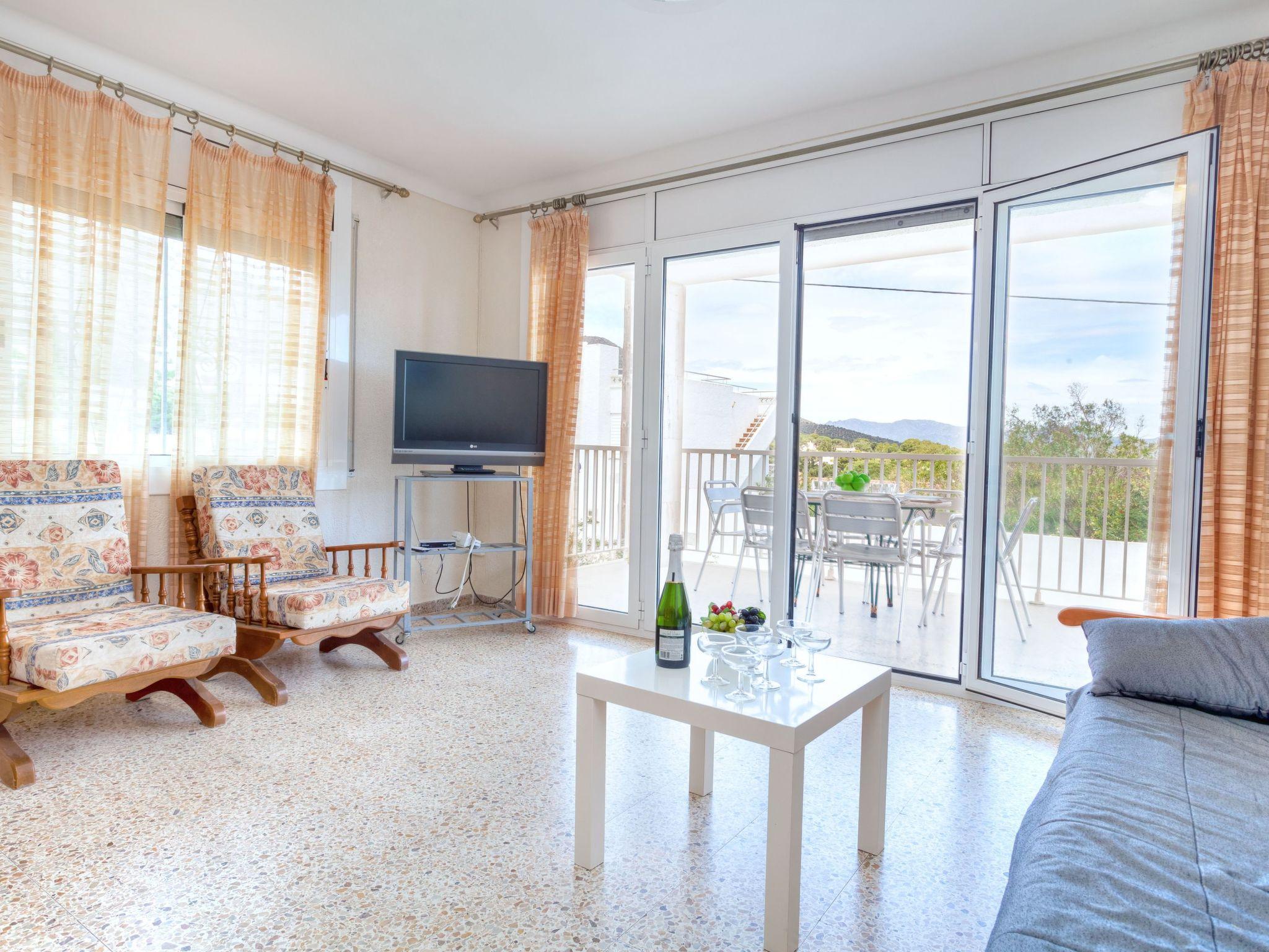 Photo 6 - 3 bedroom Apartment in El Port de la Selva with terrace