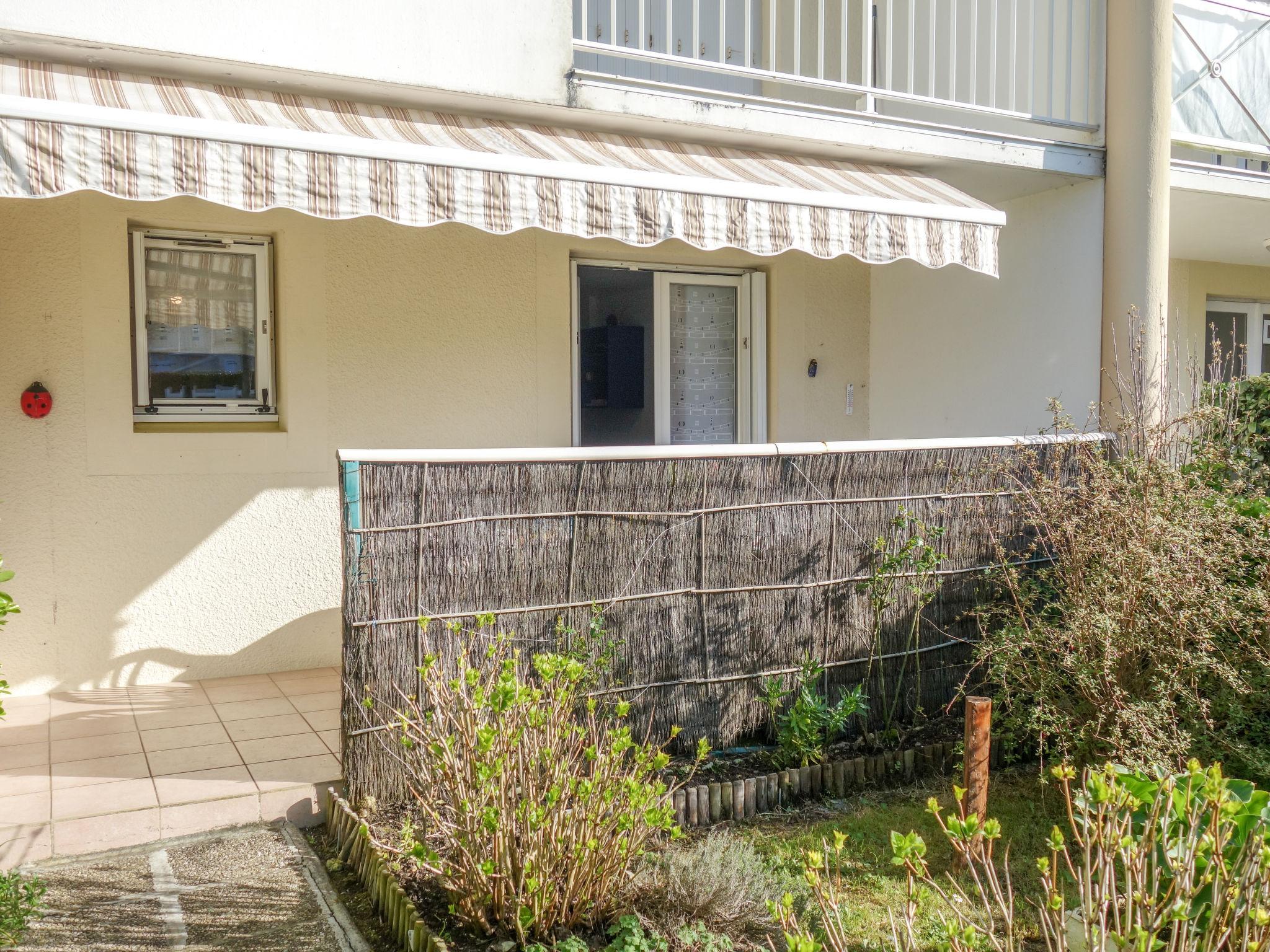 Photo 12 - 1 bedroom Apartment in Vaux-sur-Mer with private pool and sea view