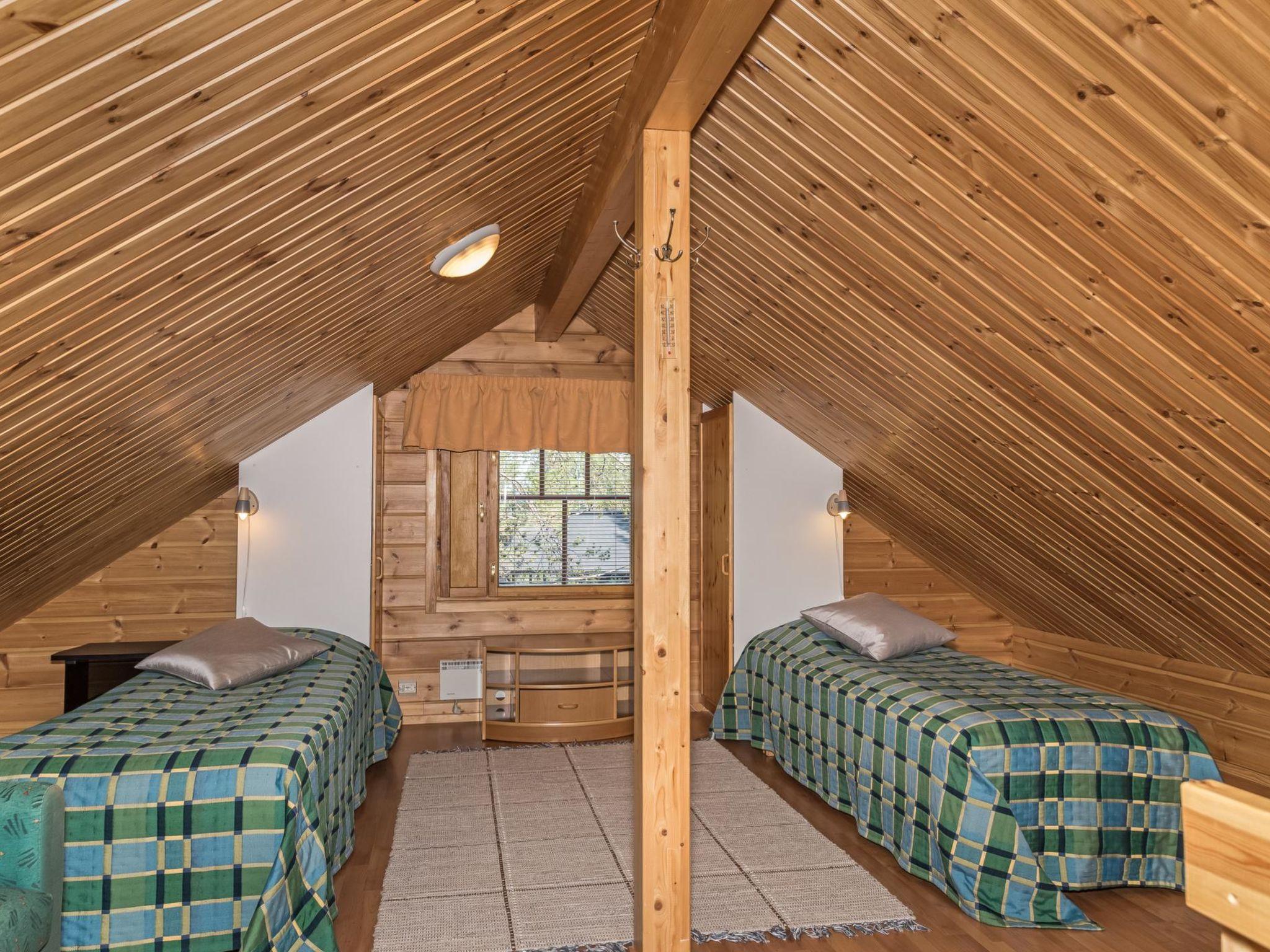 Foto 16 - Casa de 2 habitaciones en Kolari con sauna y vistas a la montaña