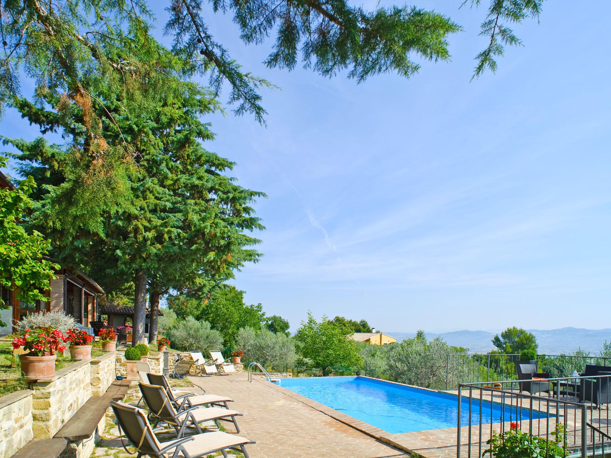 Photo 30 - 5 bedroom House in Bevagna with private pool and garden