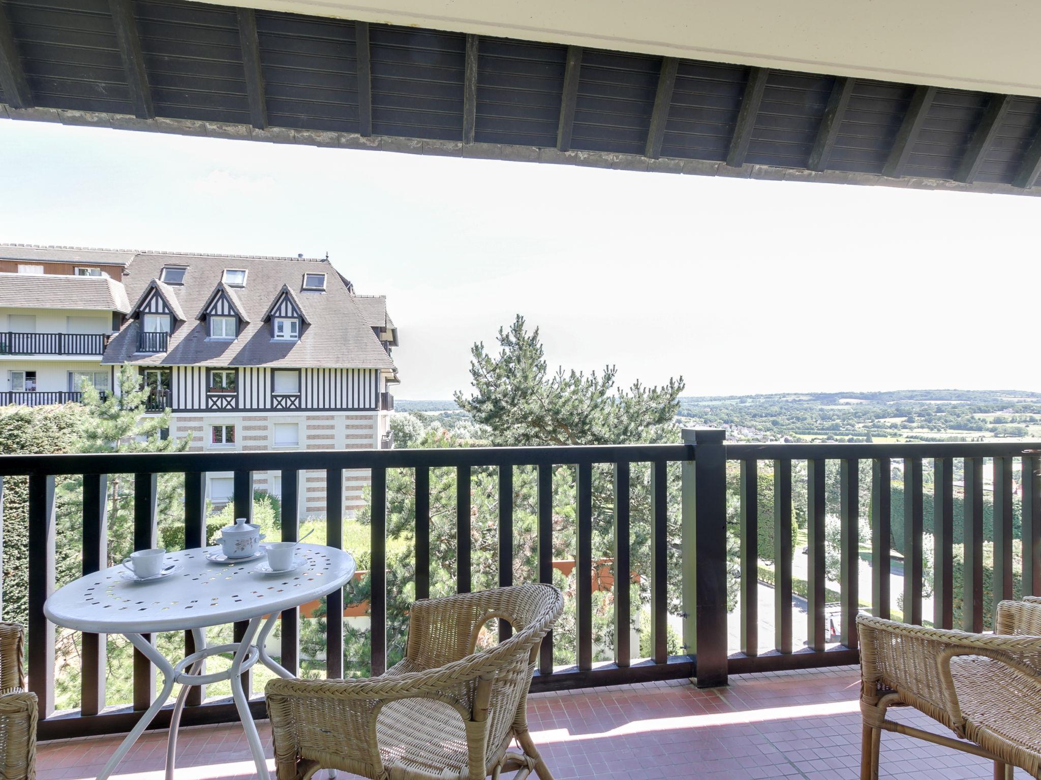 Photo 1 - Appartement en Blonville-sur-Mer avec terrasse et vues à la mer