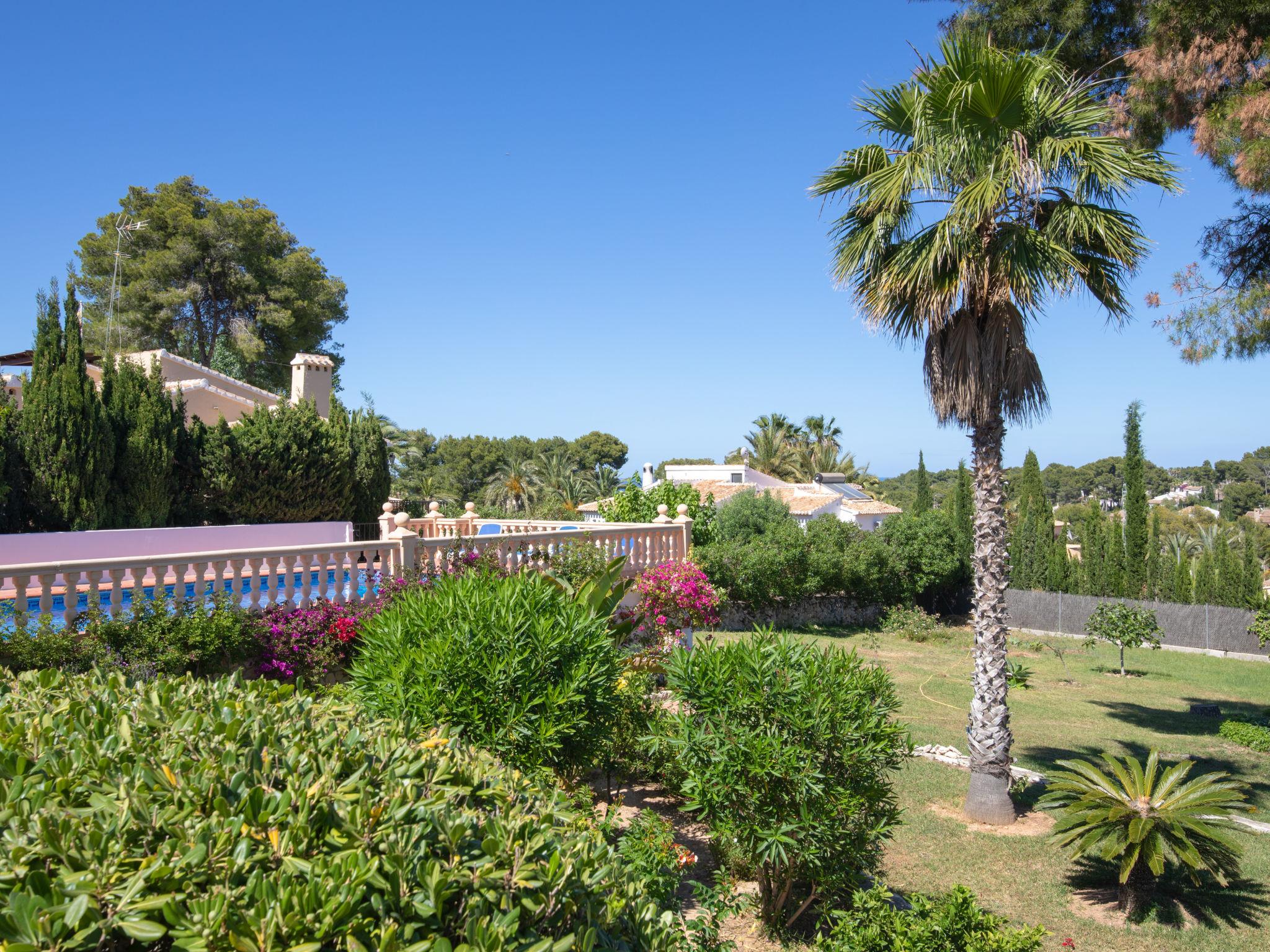 Photo 25 - 4 bedroom House in Jávea with private pool and garden