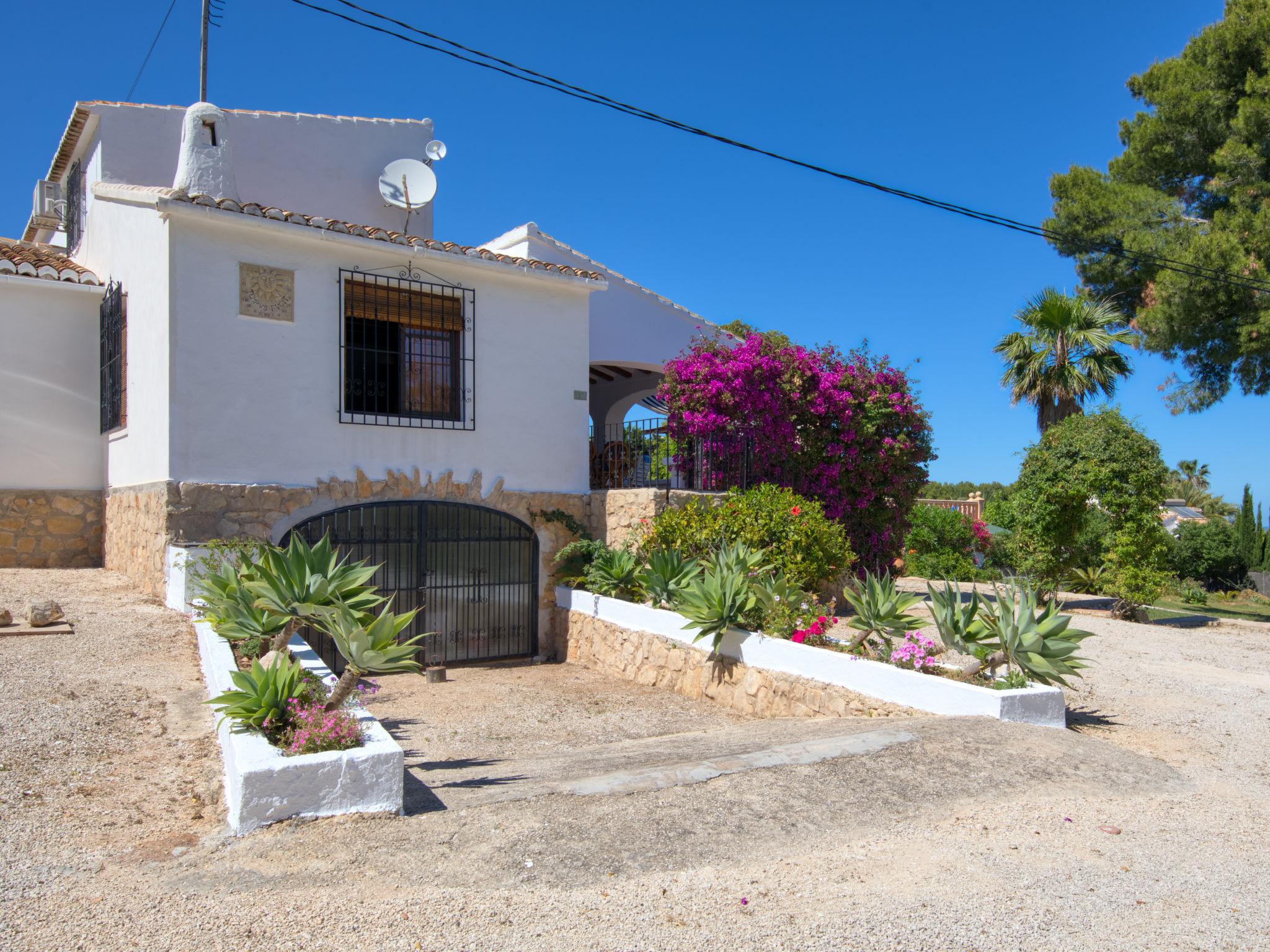 Foto 34 - Haus mit 4 Schlafzimmern in Jávea mit privater pool und garten