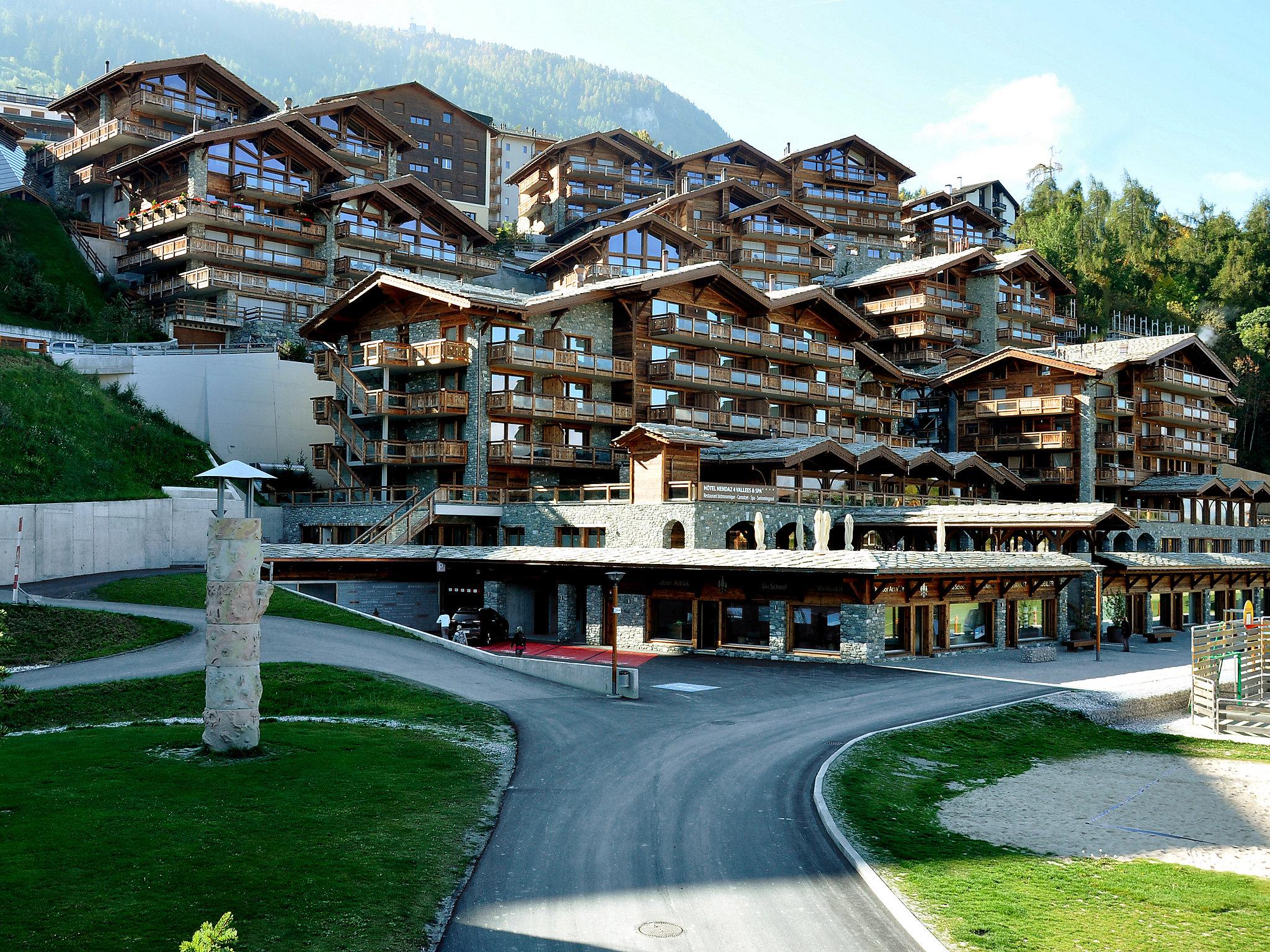 Photo 1 - Appartement de 2 chambres à Nendaz avec piscine et vues sur la montagne