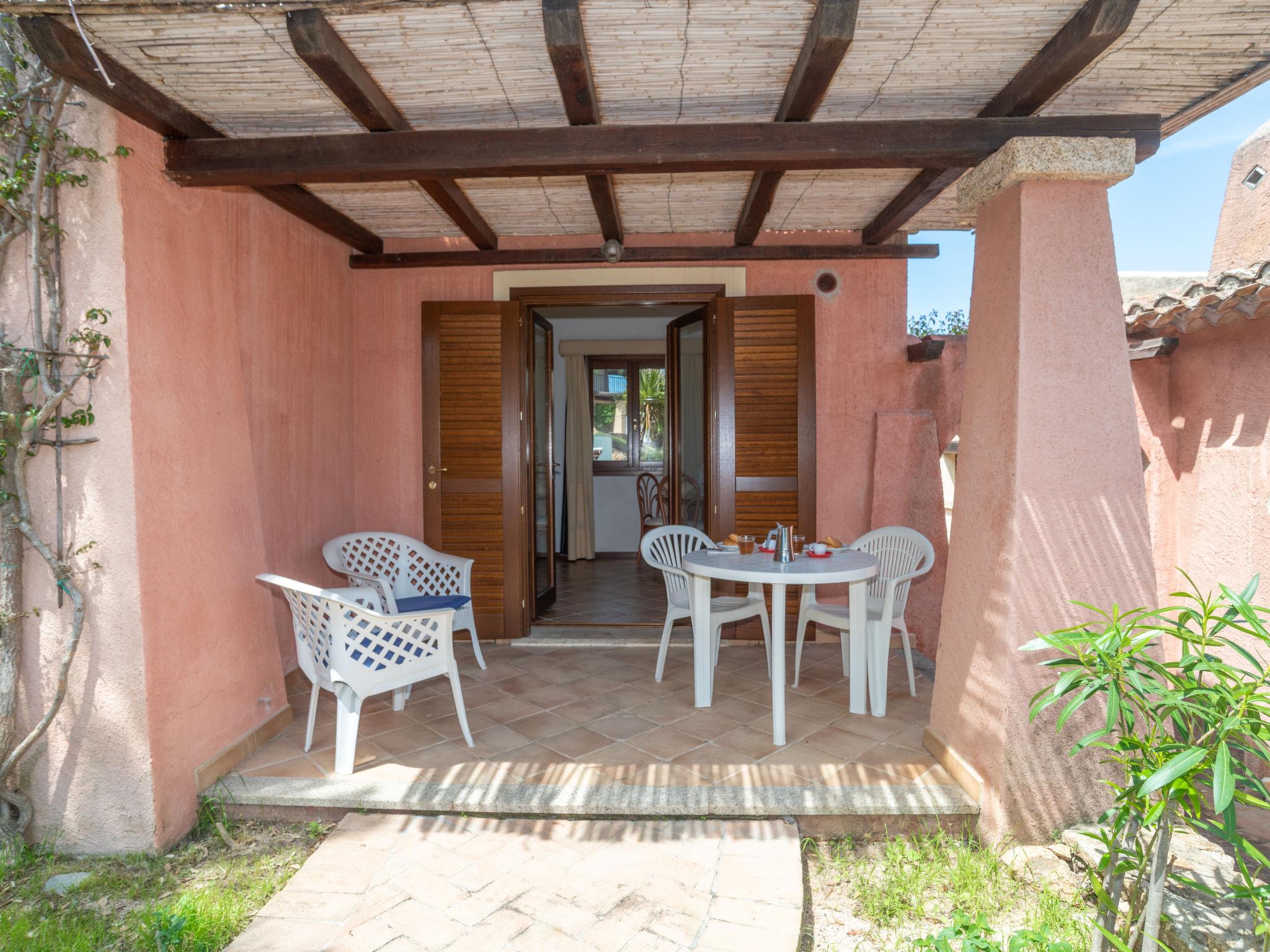 Foto 15 - Casa a Loiri Porto San Paolo con piscina e vista mare