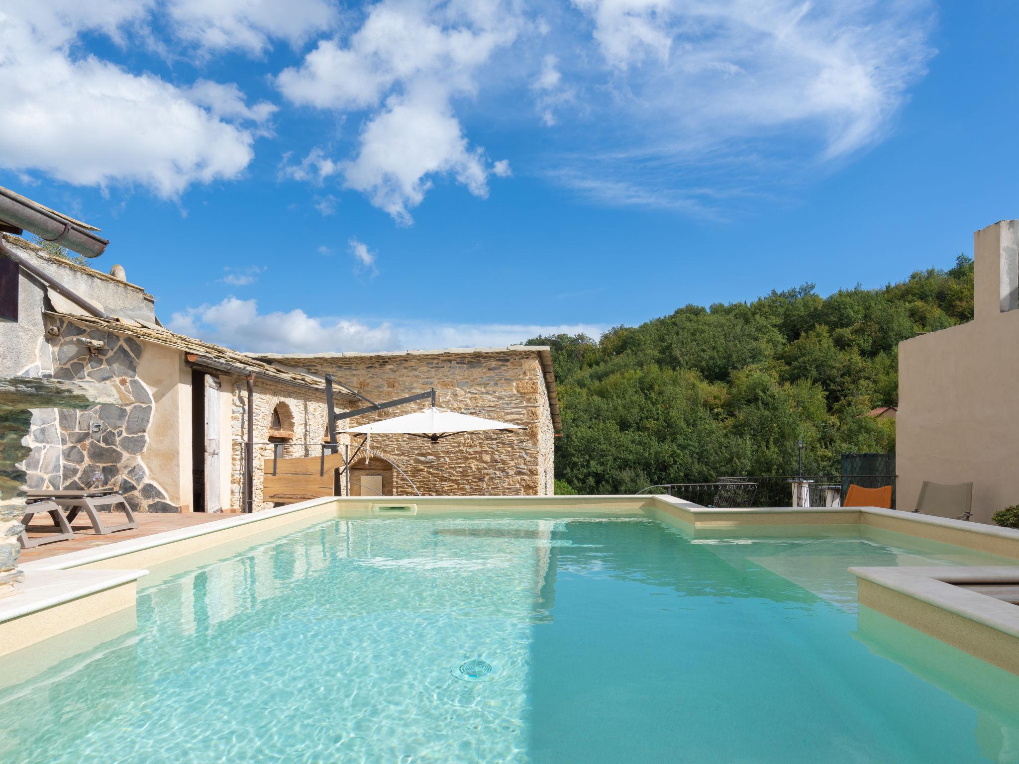 Foto 1 - Casa de 4 quartos em Prelà com piscina privada e jardim