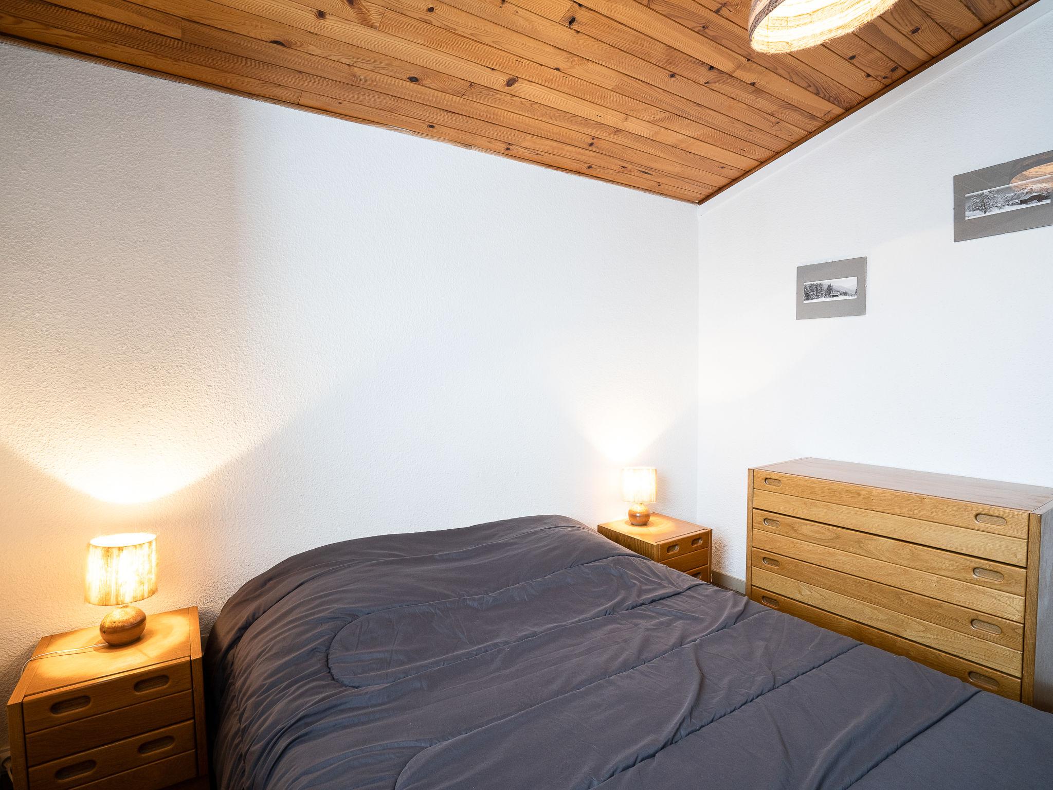 Foto 4 - Apartment mit 2 Schlafzimmern in Les Belleville mit blick auf die berge