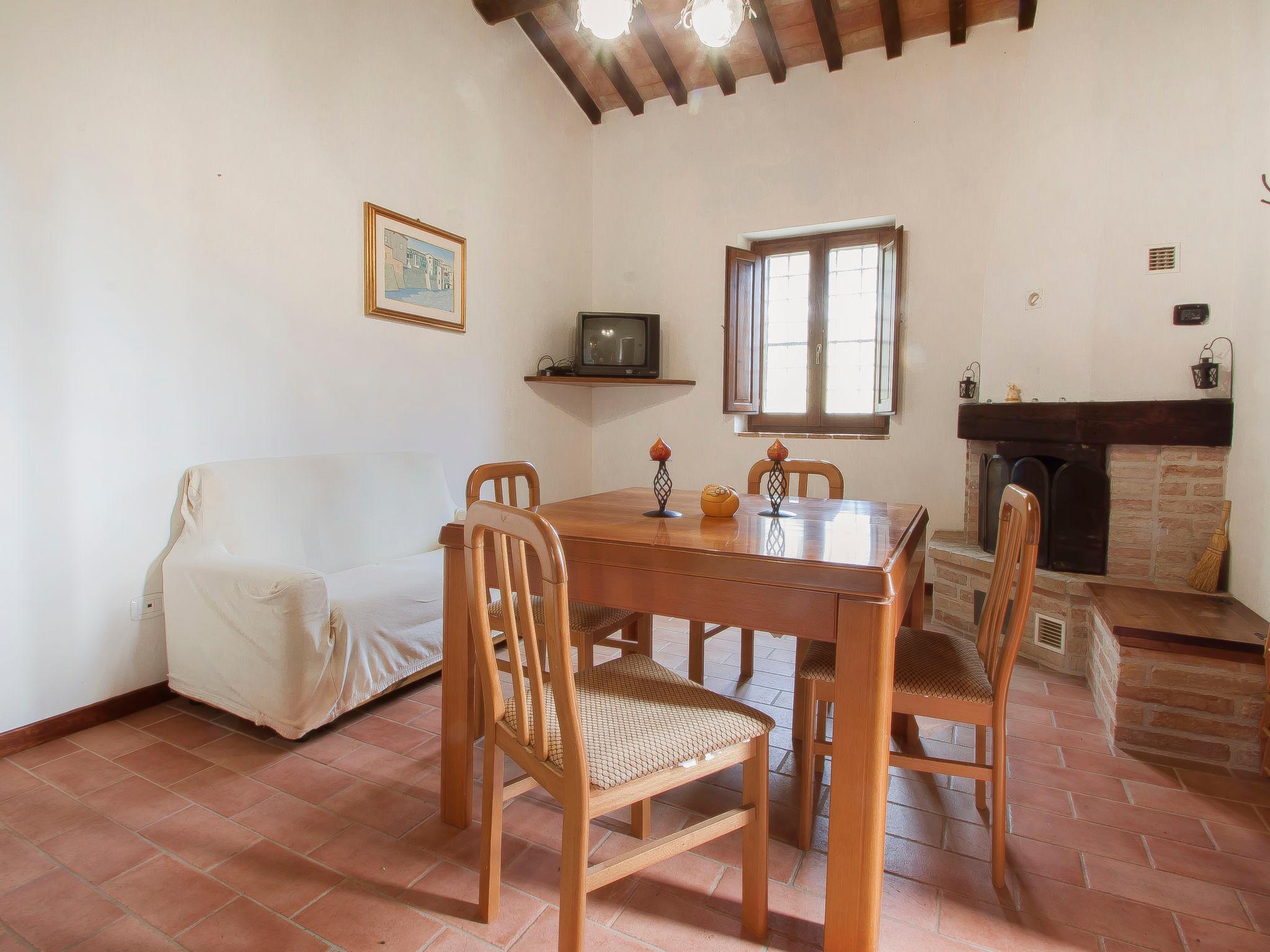 Photo 7 - Maison de 2 chambres à Umbertide avec piscine et jardin