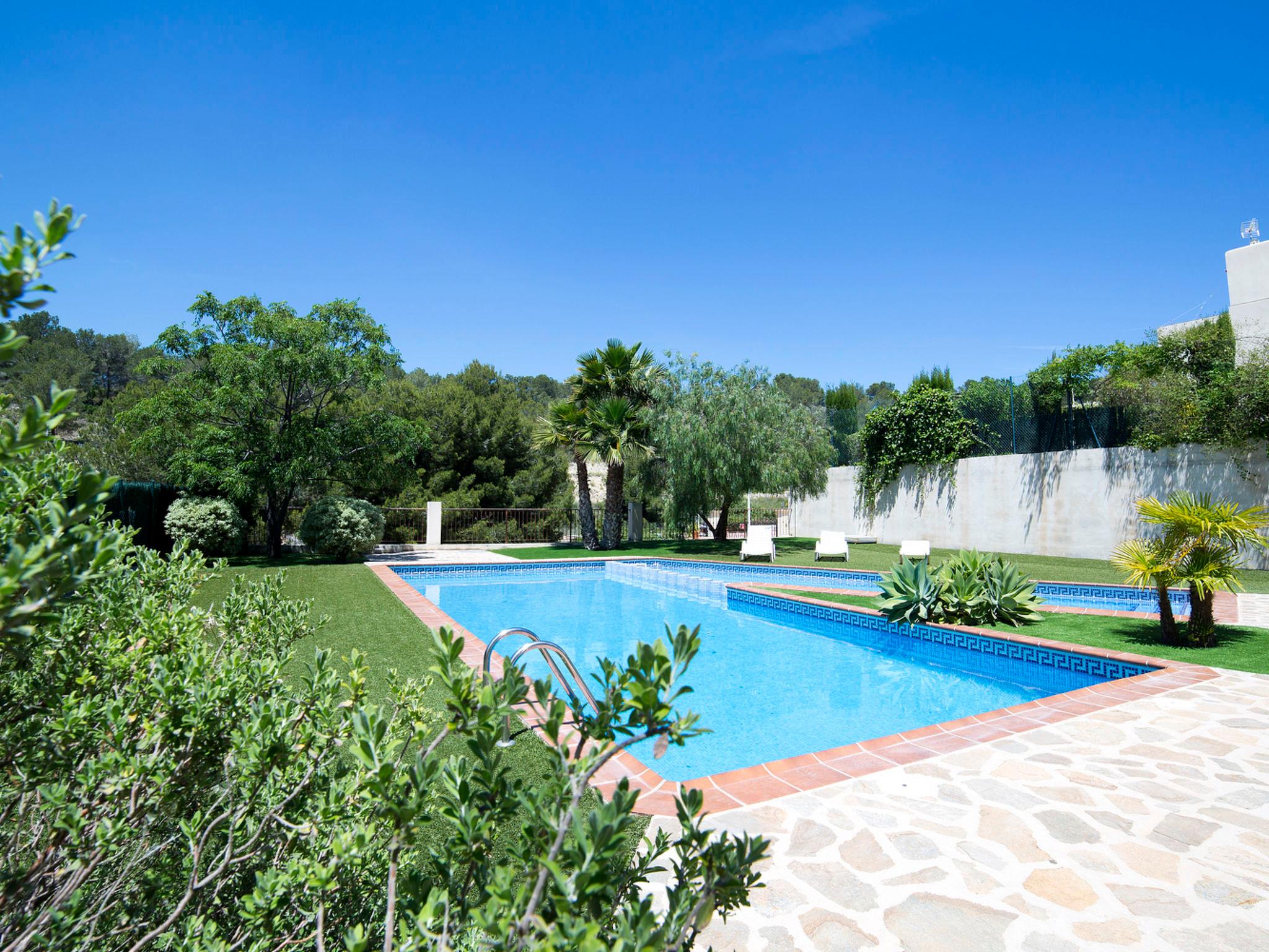 Foto 16 - Haus mit 3 Schlafzimmern in Calp mit schwimmbad und blick aufs meer